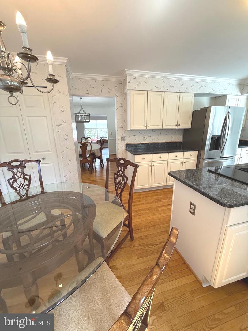 Annapolis, Maryland, 21403, United States, 4 Bedrooms Bedrooms, ,3 BathroomsBathrooms,Residential,For Sale,1925191