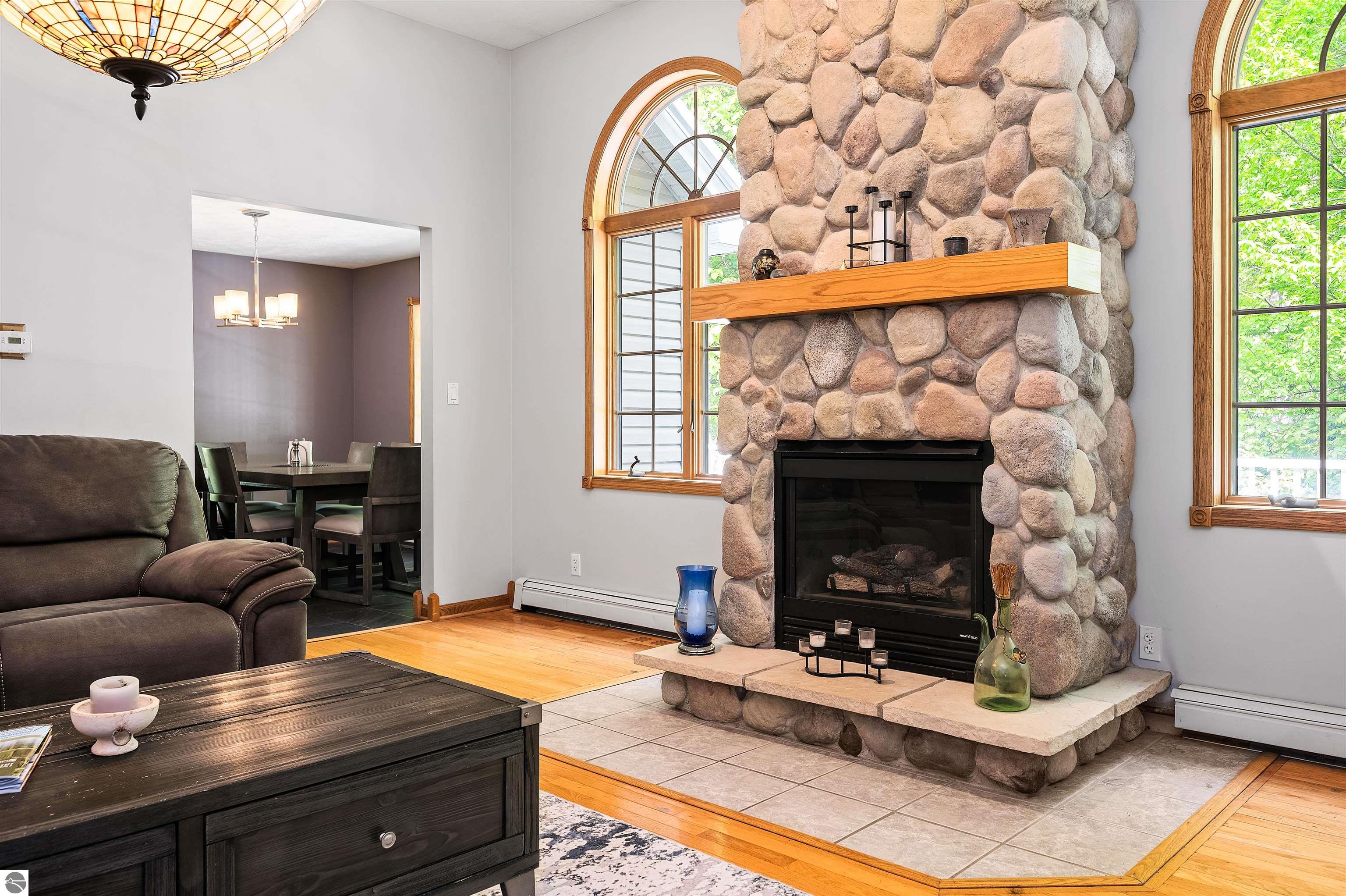 Traverse City, Michigan, 49684, United States, 4 Bedrooms Bedrooms, ,3 BathroomsBathrooms,Residential,For Sale,1850049