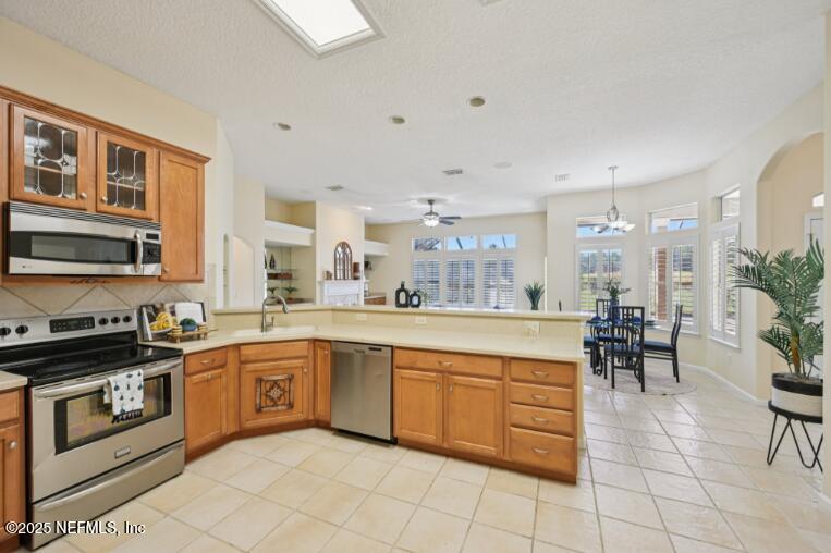 Fleming Island, Florida, 32003, United States, 4 Bedrooms Bedrooms, ,3 BathroomsBathrooms,Residential,For Sale,1991998