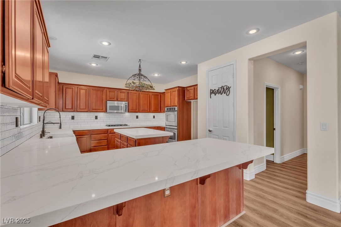 North Las Vegas, Nevada, 89031, United States, 4 Bedrooms Bedrooms, ,3 BathroomsBathrooms,Residential,For Sale,1990907