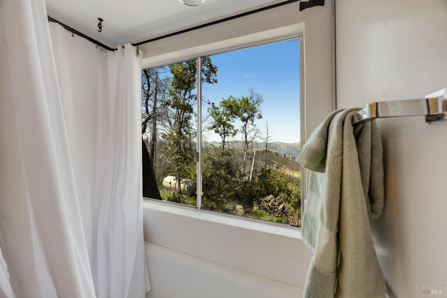 St. Helena, California, 94574, United States, 2 Bedrooms Bedrooms, ,2 BathroomsBathrooms,Residential,For Sale,1975213