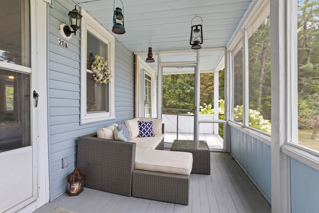 Groton, Massachusetts, 01450, United States, 3 Bedrooms Bedrooms, ,2 BathroomsBathrooms,Residential,For Sale,1983449