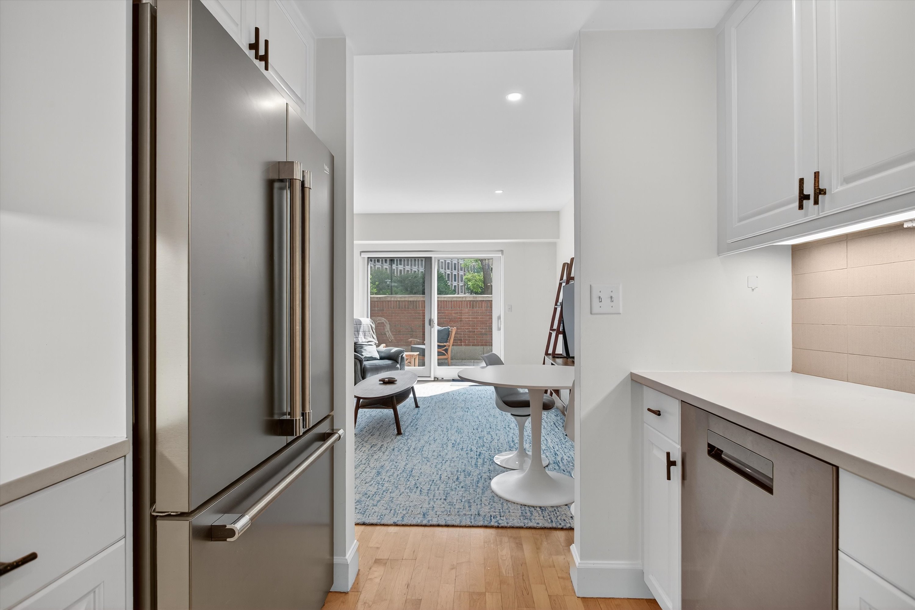  10 Bowdoin Street, Unit 202, Boston, MA, 02114 - 物件實景