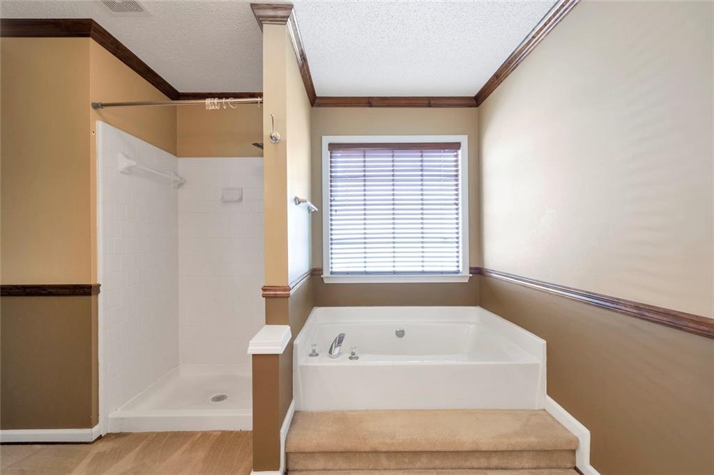 Alpharetta, Georgia, 30004, United States, 3 Bedrooms Bedrooms, ,3 BathroomsBathrooms,Residential,For Sale,1890070