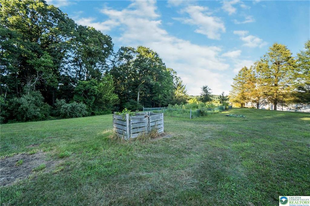 New Tripoli, Pennsylvania, 18066-2432, United States, 3 Bedrooms Bedrooms, ,3 BathroomsBathrooms,Residential,For Sale,1945015