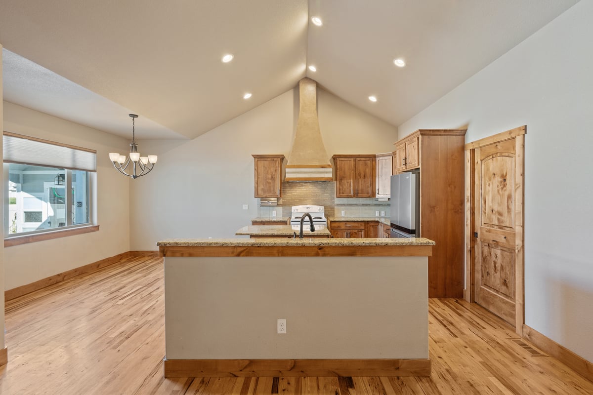 Cheyenne, Wyoming, 82001, United States, 5 Bedrooms Bedrooms, ,3 BathroomsBathrooms,Residential,For Sale,1994195