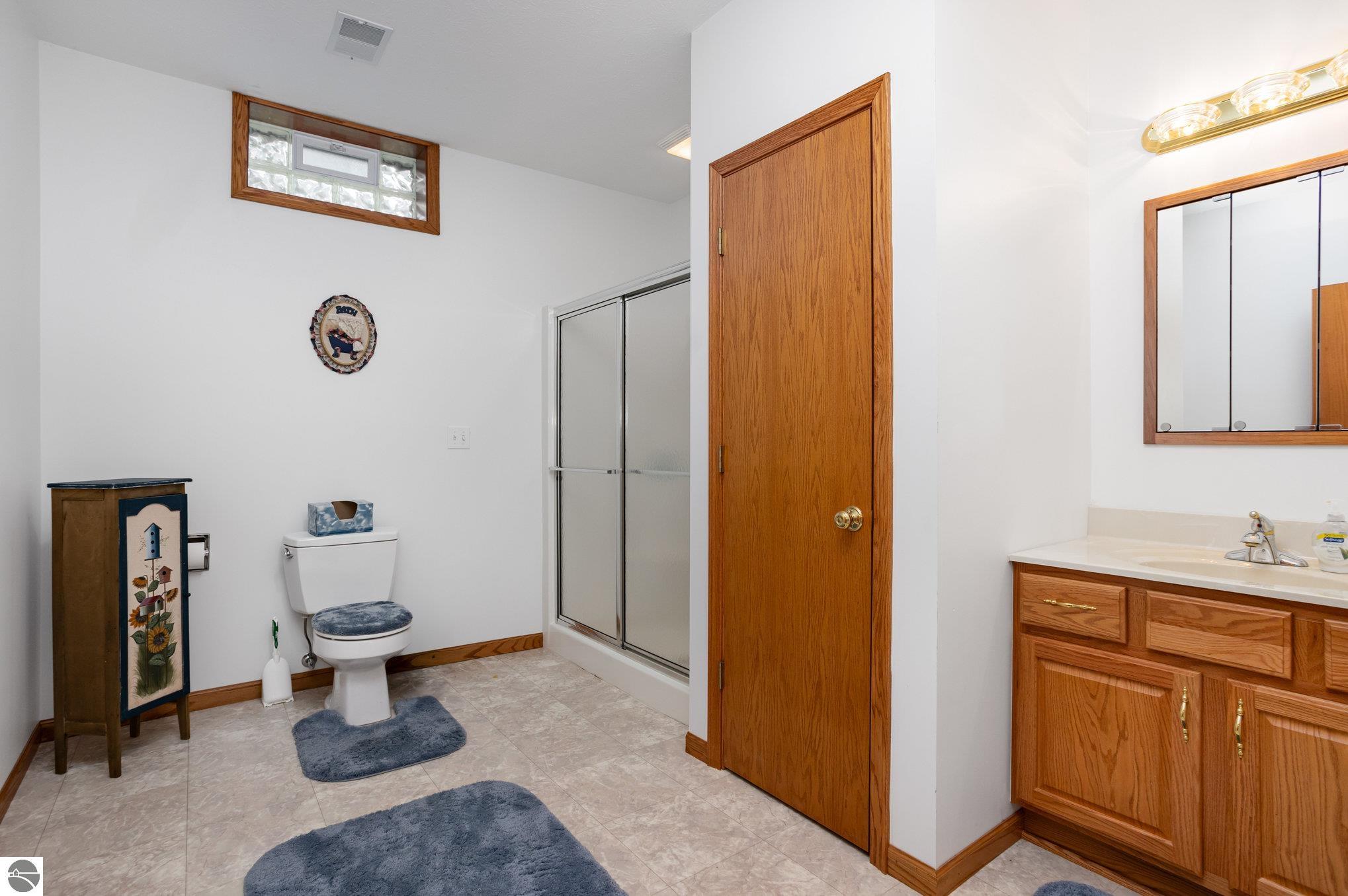Harrison, Michigan, 48625, United States, 5 Bedrooms Bedrooms, ,4 BathroomsBathrooms,Residential,For Sale,1916275