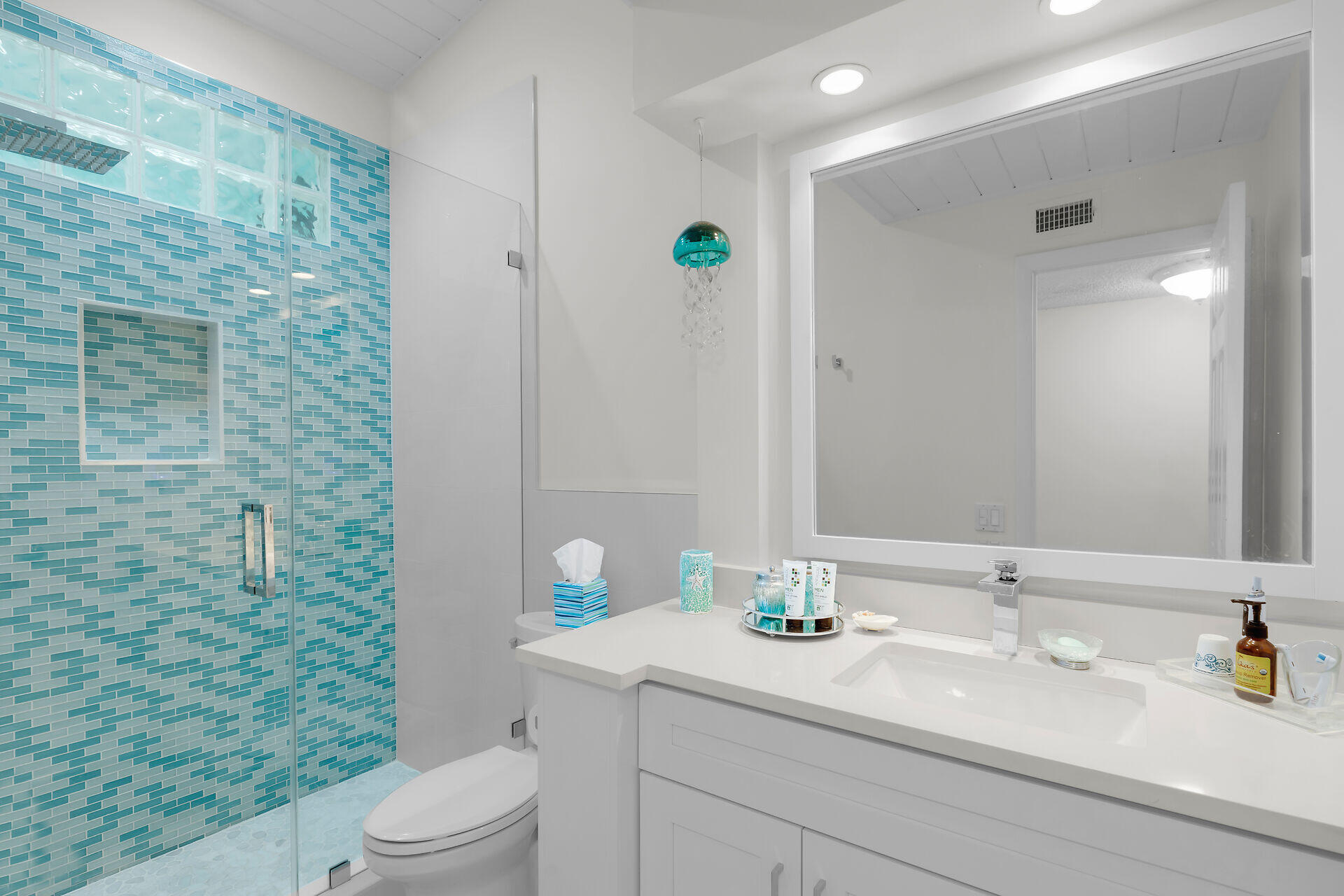 87200 Overseas Highway, S4, ISLAMORADA, Florida, 33036, United States, 3 Bedrooms Bedrooms, ,2 BathroomsBathrooms,Residential,For Sale,87200 Overseas Highway, S4,1554467