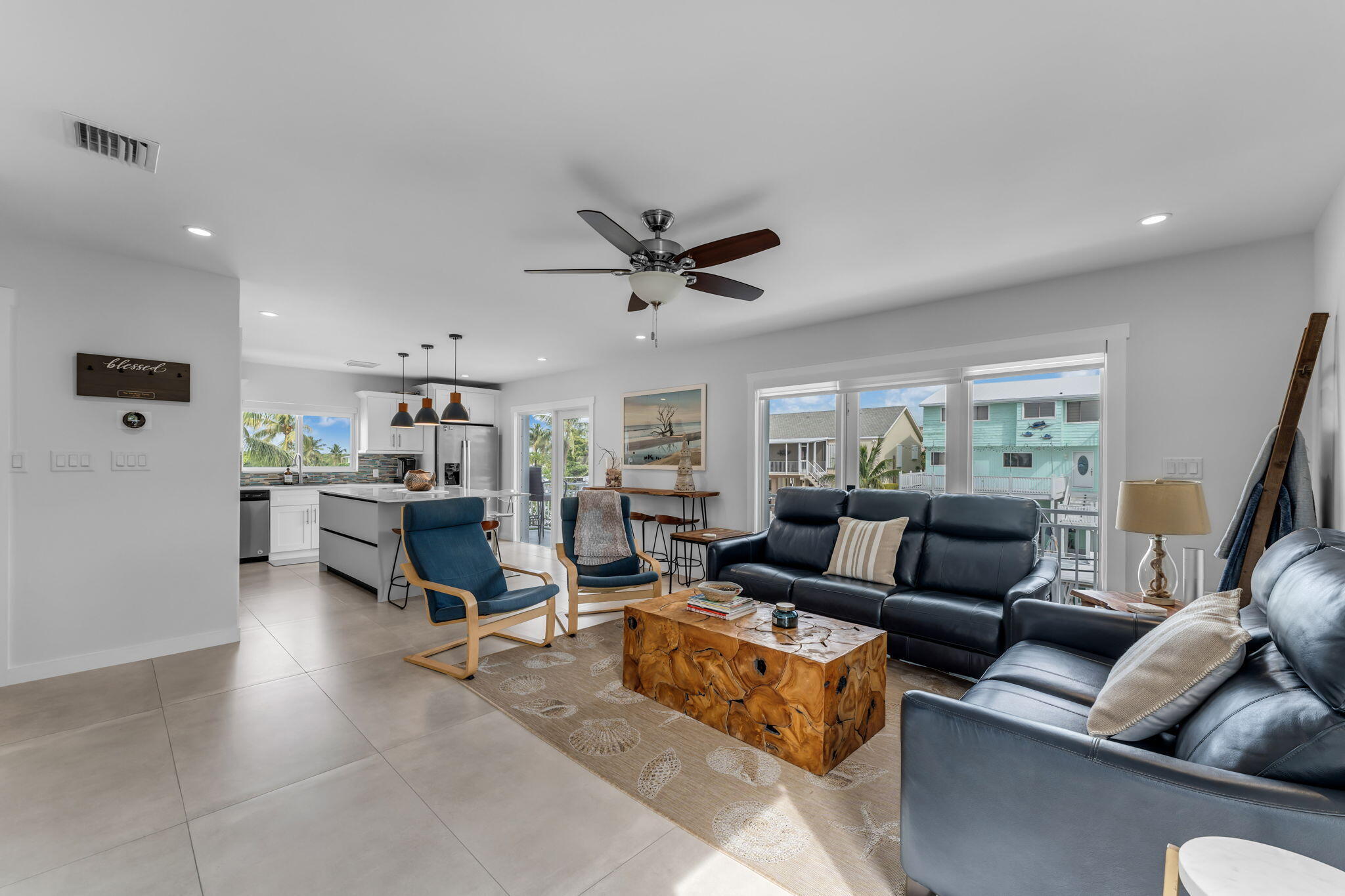 KEY LARGO, Florida, 33037, United States, 4 Bedrooms Bedrooms, ,3 BathroomsBathrooms,Residential,For Sale,1991909