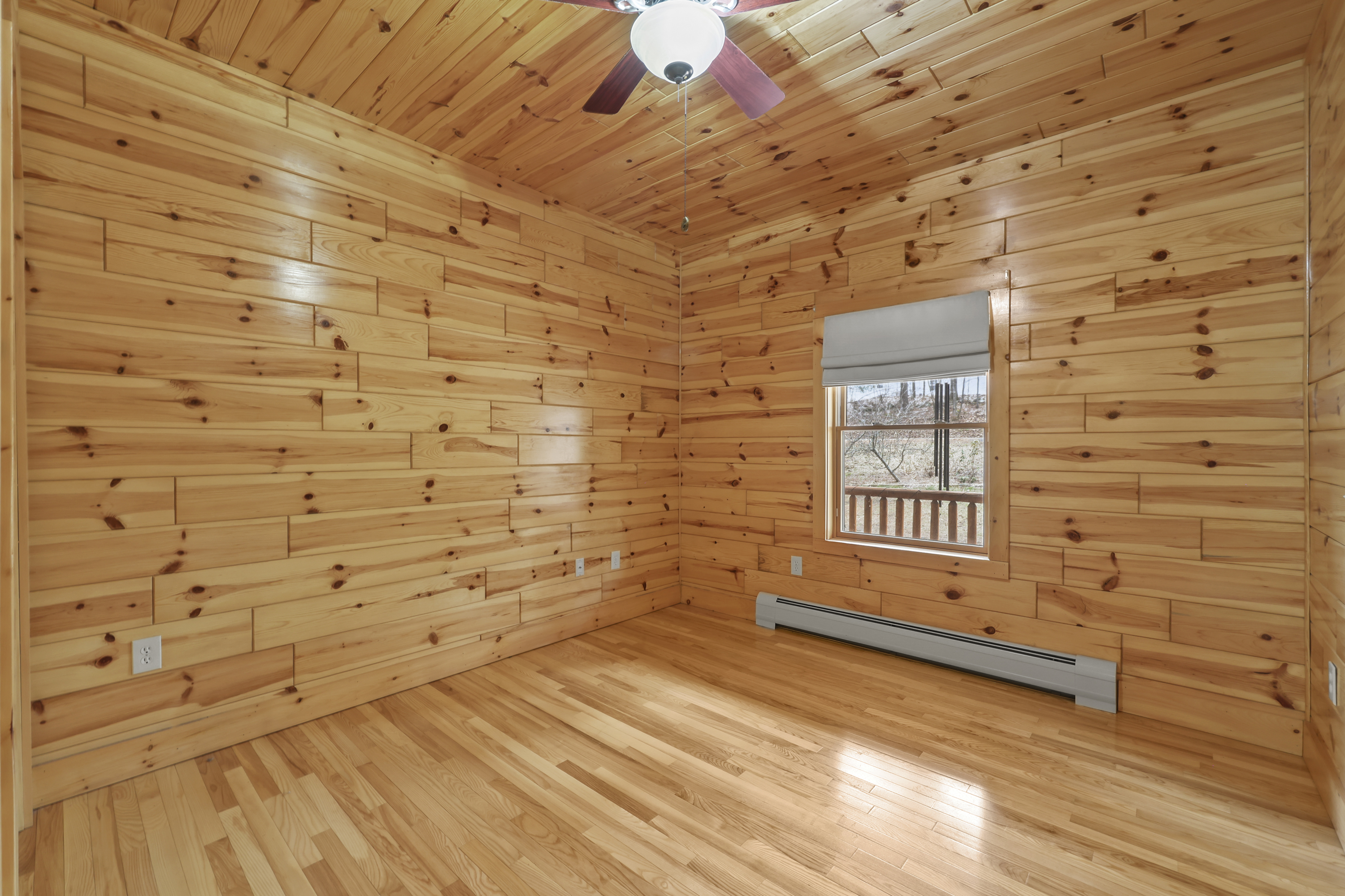  Berkshires Log Home Retreat with Wildlife Pond & Guest Apartment - 物件實景