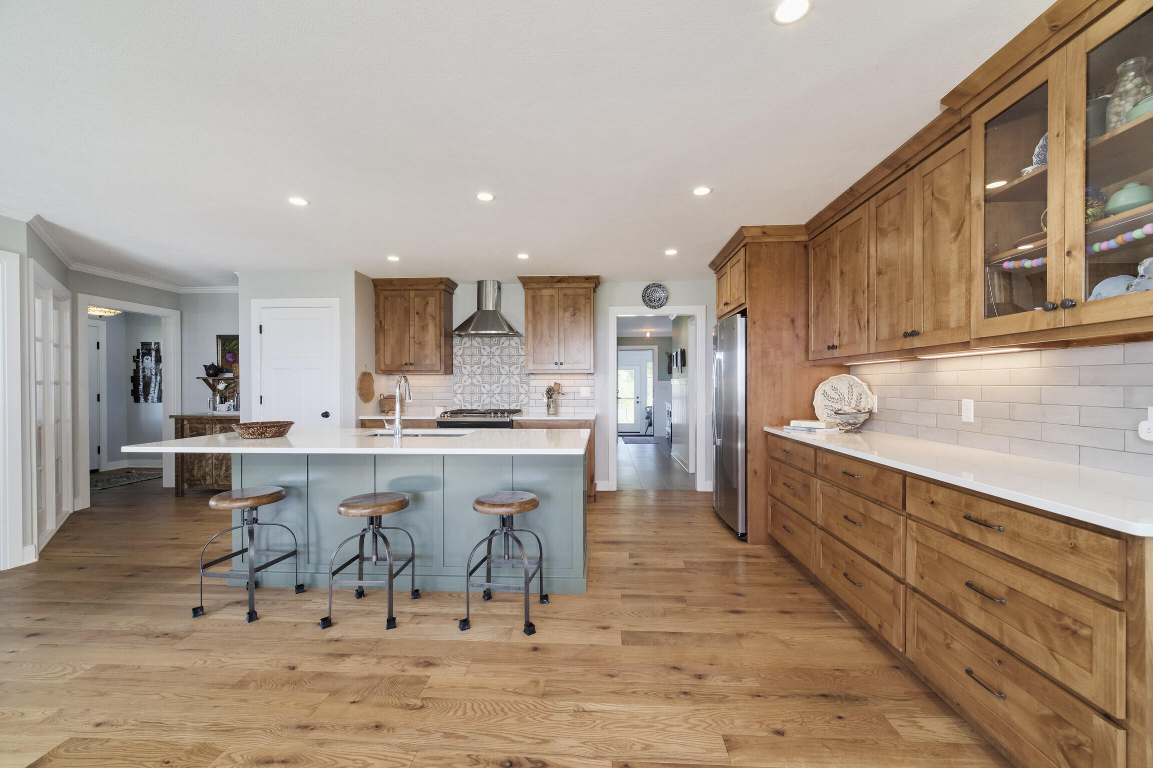 Manistee, Michigan, 49660, United States, 3 Bedrooms Bedrooms, ,2 BathroomsBathrooms,Residential,For Sale,2049083