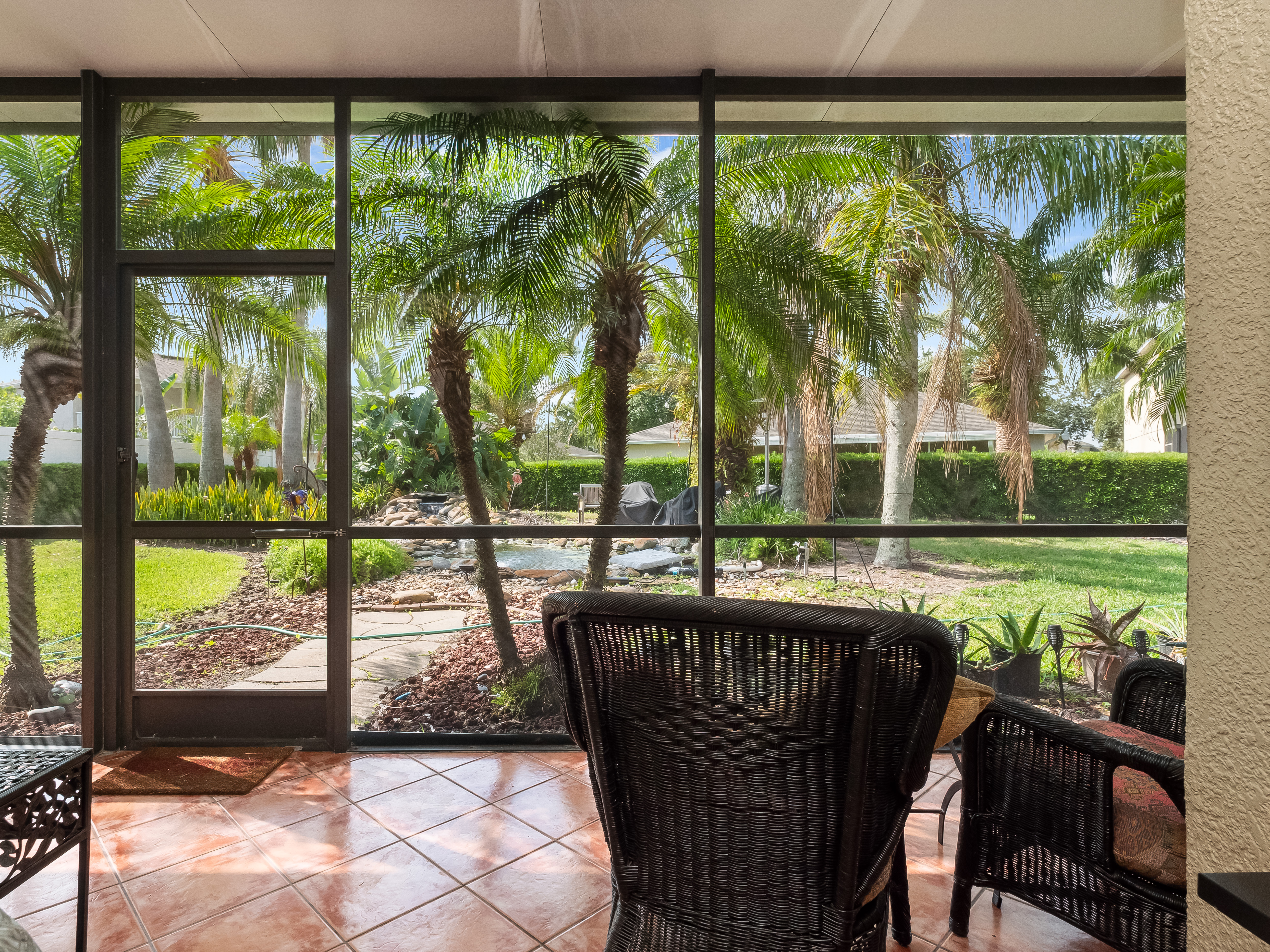 Winter Garden, Florida, 34787, United States, 4 Bedrooms Bedrooms, ,2 BathroomsBathrooms,Residential,For Sale,1915487