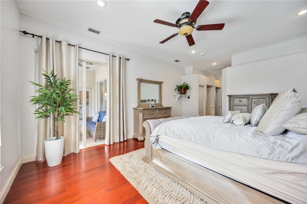 Bradenton, Florida, 34212, United States, 4 Bedrooms Bedrooms, ,3 BathroomsBathrooms,Residential,For Sale,1942233