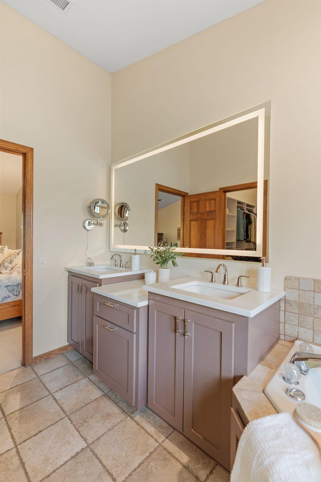 Eagan, Minnesota, 55123, United States, 4 Bedrooms Bedrooms, ,3 BathroomsBathrooms,Residential,For Sale,1905951