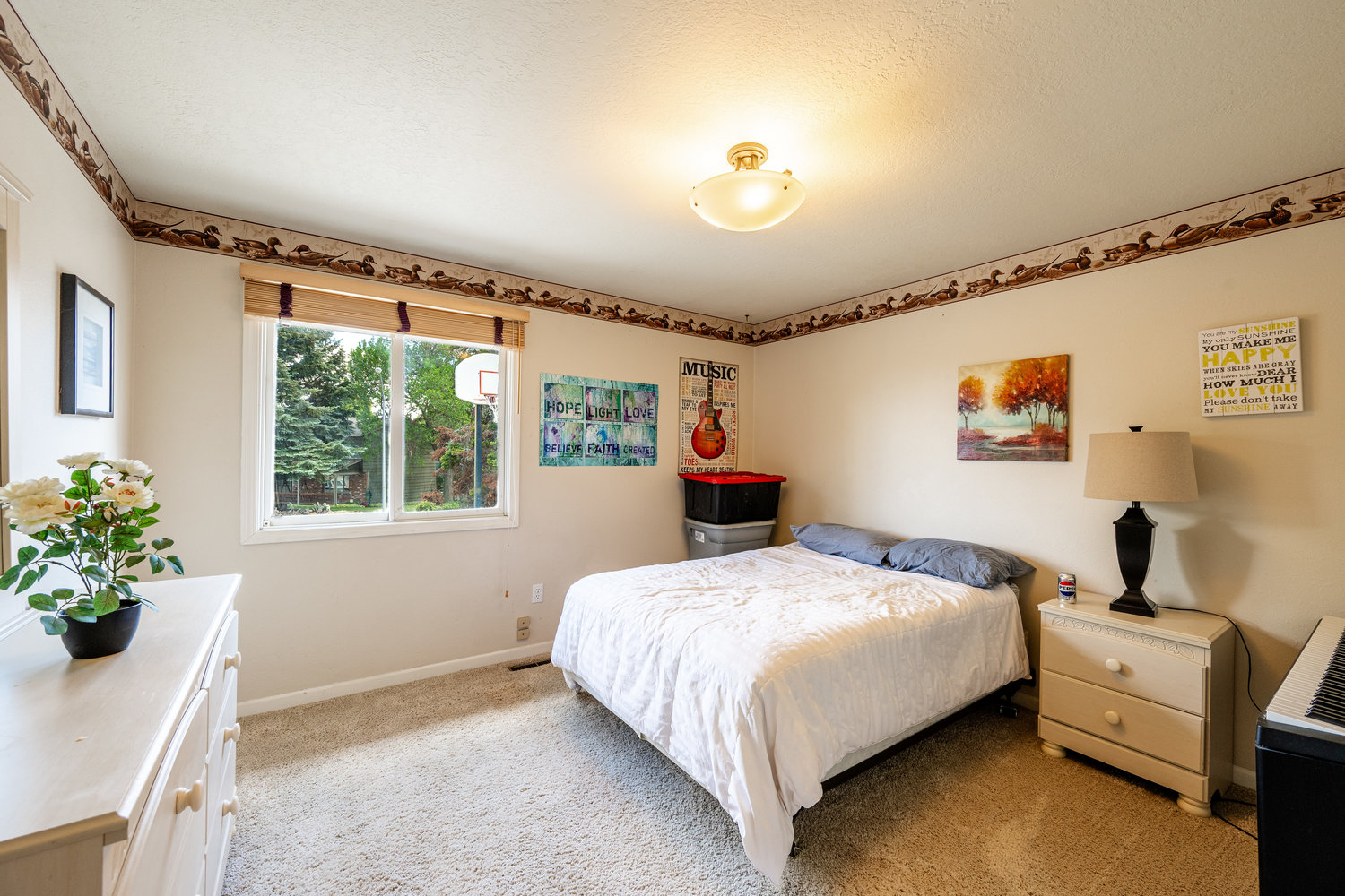 Buffalo, Wyoming, 82834, United States, 5 Bedrooms Bedrooms, ,2 BathroomsBathrooms,Residential,For Sale,1916157