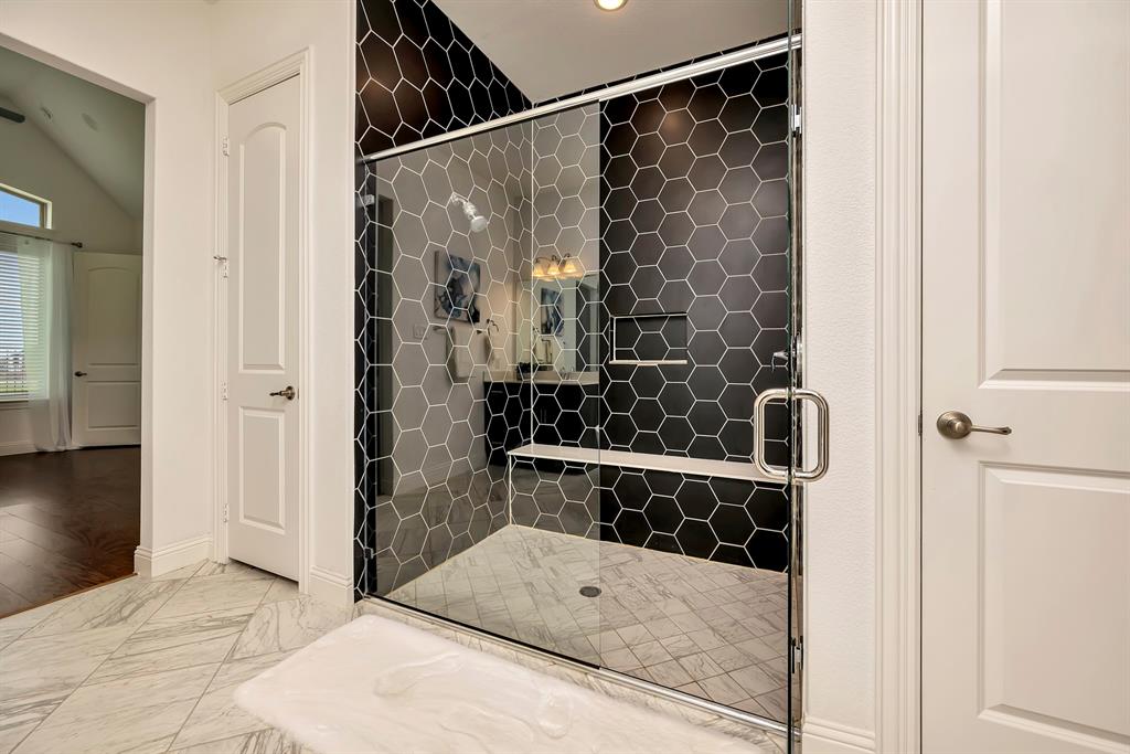 Rockwall, Texas, 75087, United States, 4 Bedrooms Bedrooms, ,6 BathroomsBathrooms,Residential,For Sale,1795252