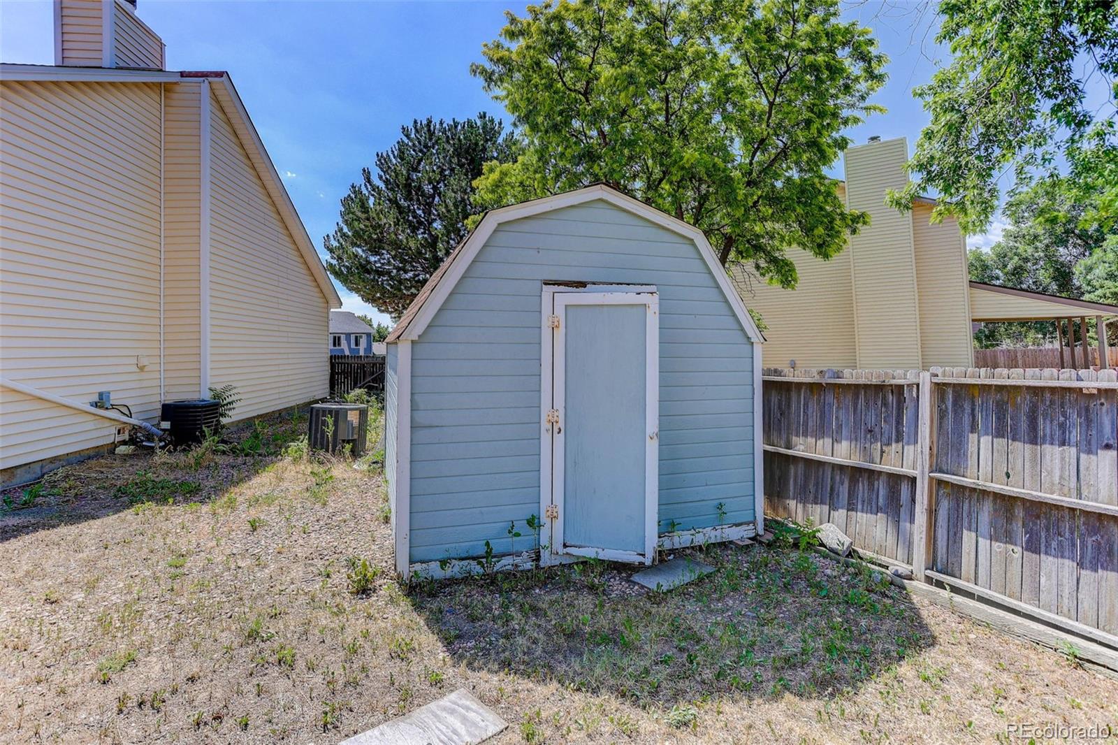 Thornton, Colorado, 80229, United States, 5 Bedrooms Bedrooms, ,2 BathroomsBathrooms,Residential,For Sale,1891126