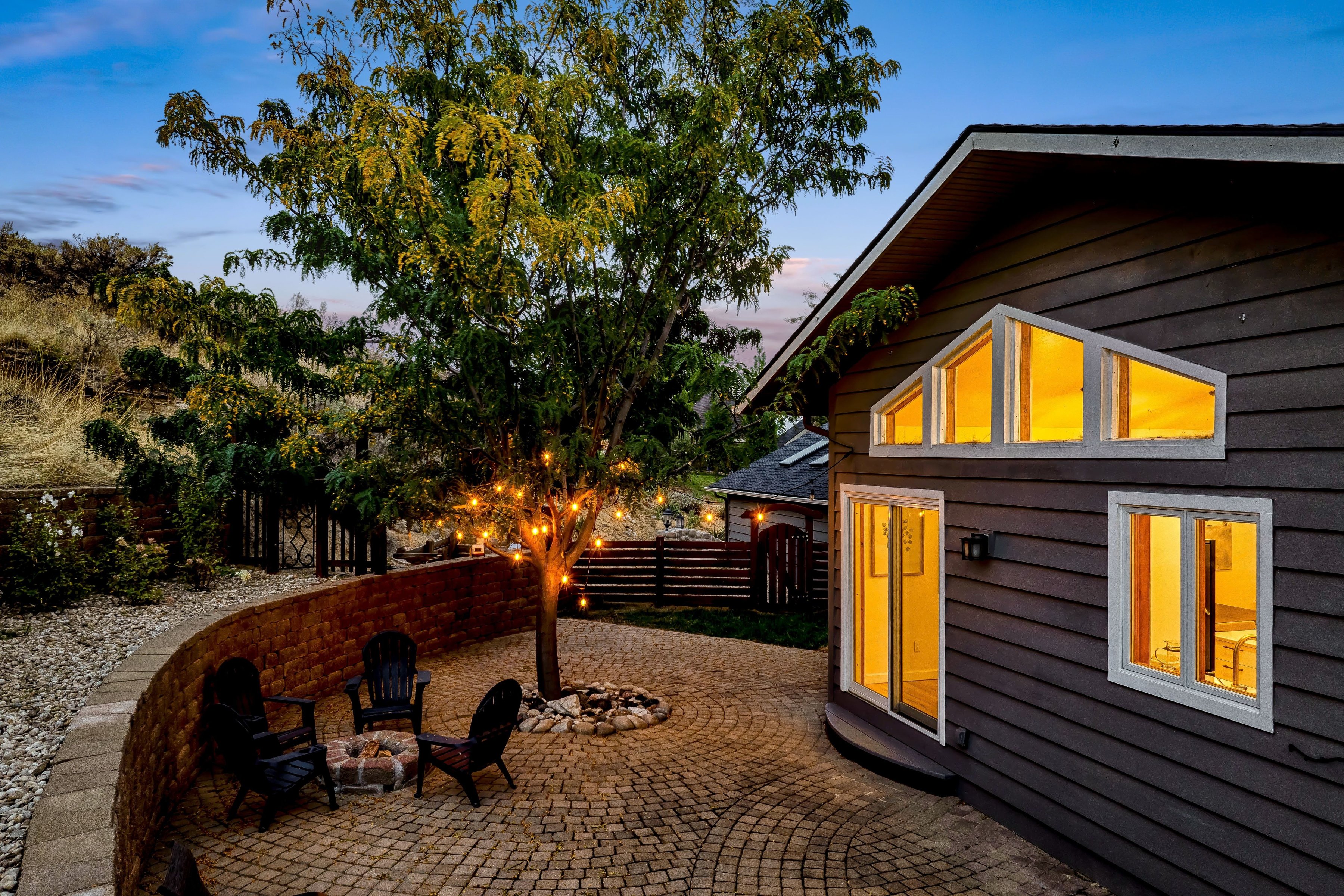  Architectural Foothills Retreat with Valley Views & Direct Trail Access - 物件實景