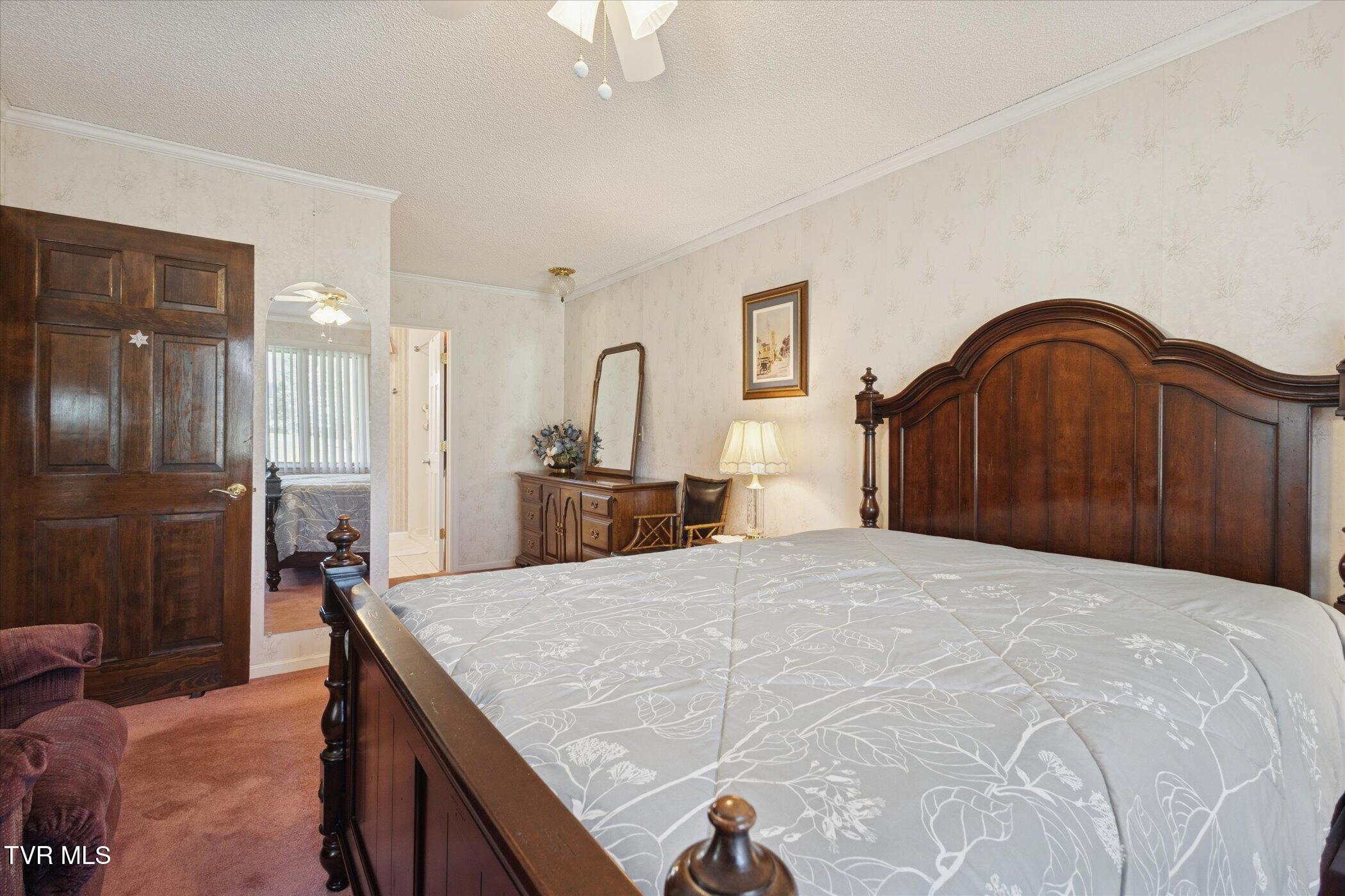 Johnson City, Tennessee, 37604, United States, 4 Bedrooms Bedrooms, ,3 BathroomsBathrooms,Residential,For Sale,1978550