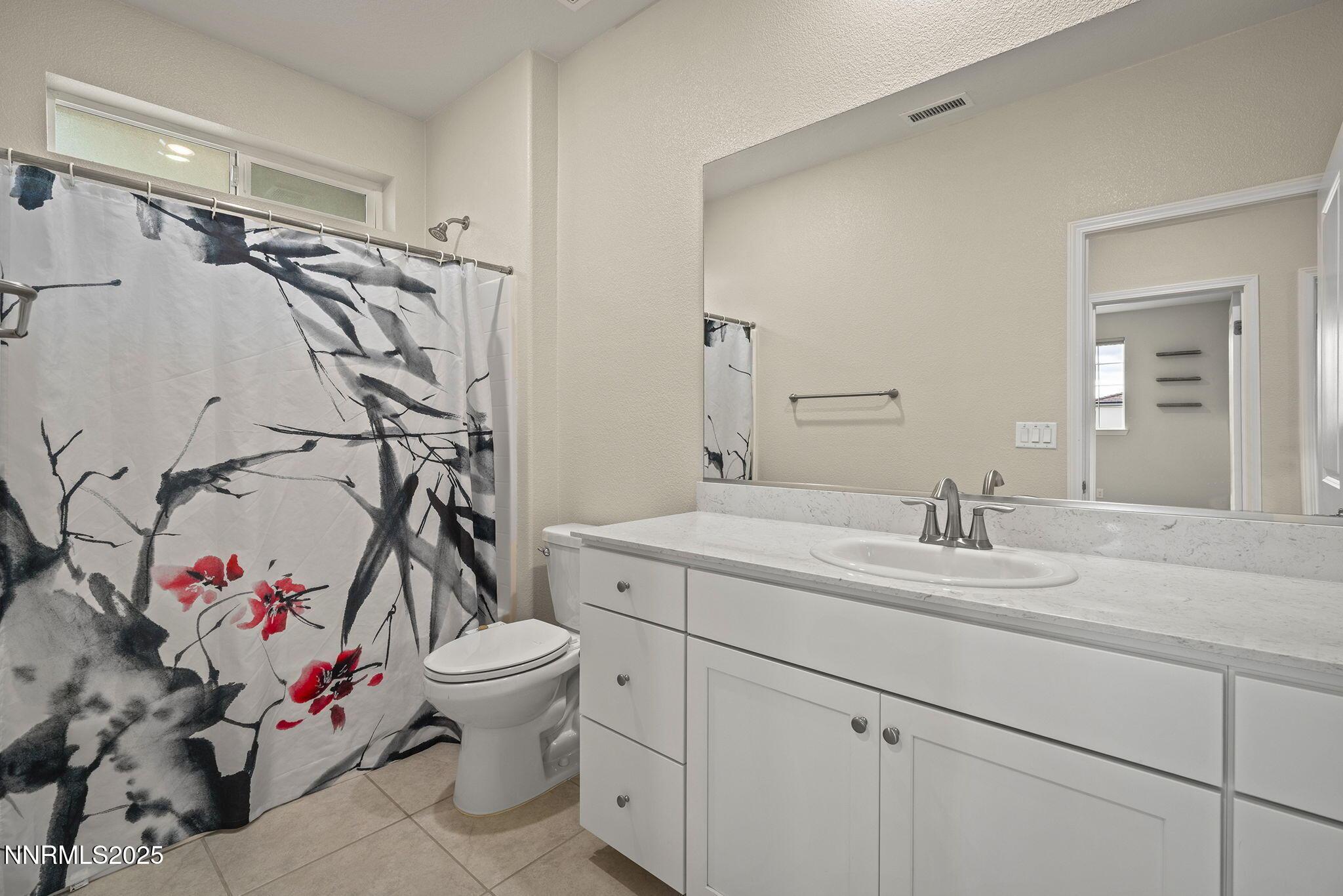 Sparks, Nevada, 89436, United States, 4 Bedrooms Bedrooms, ,3 BathroomsBathrooms,Residential,For Sale,1987586