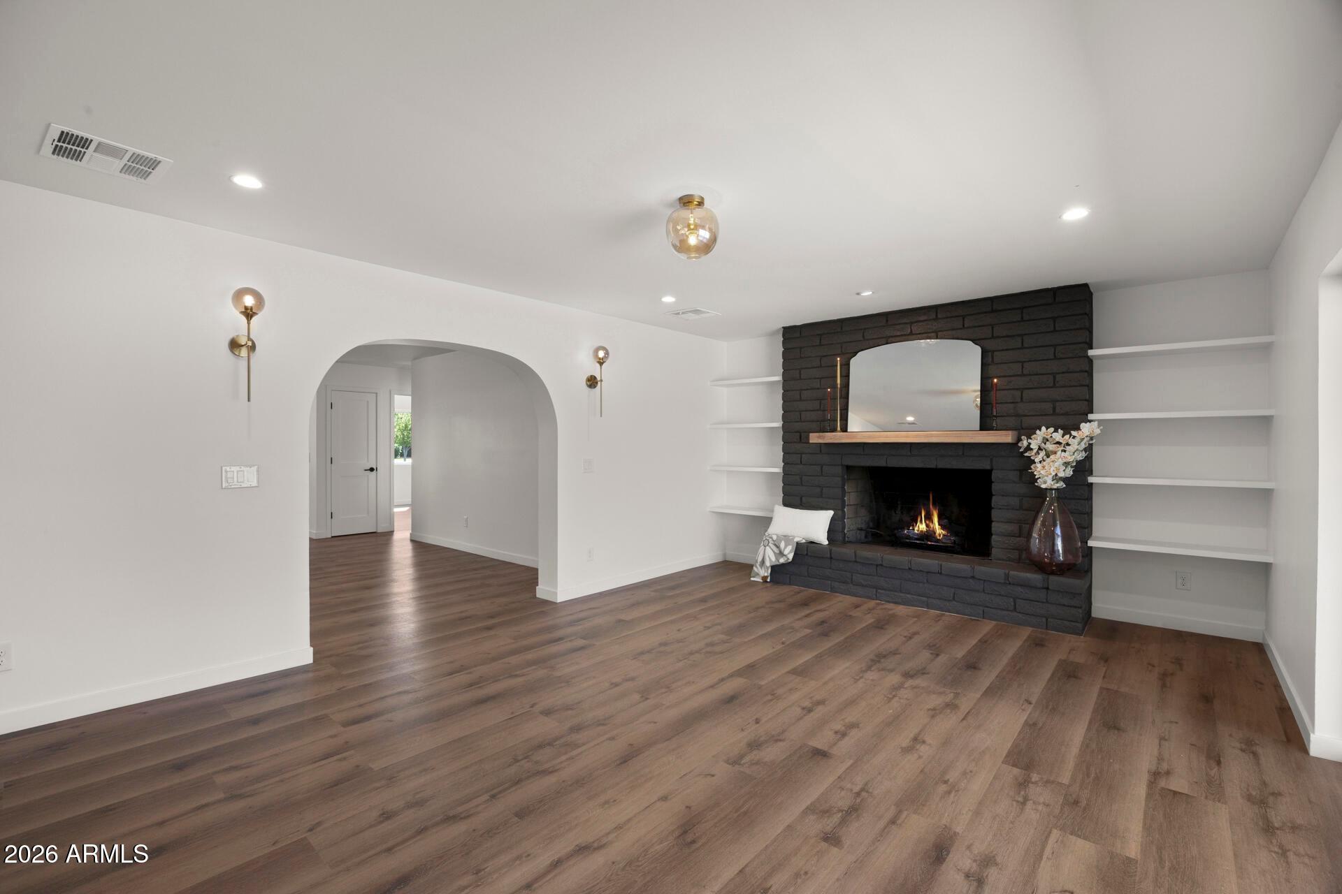 Litchfield Park, Arizona, 85340, United States, 4 Bedrooms Bedrooms, ,3 BathroomsBathrooms,Residential,For Sale,2026407