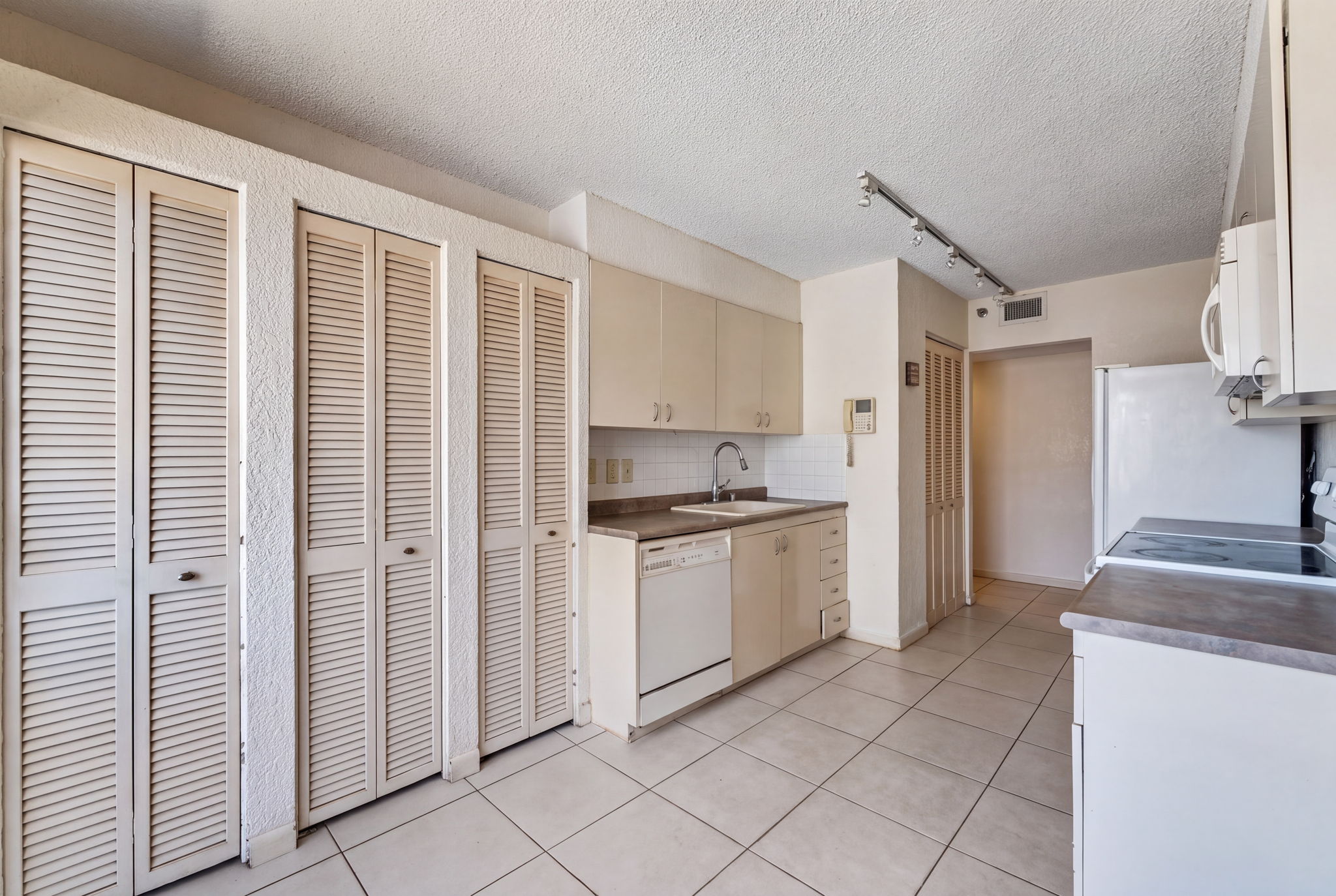  1201 S Ocean Dr, Hollywood, FL, 33019 - 物件實景