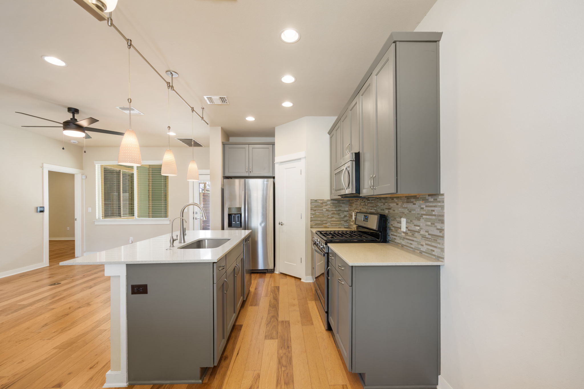  1301 Casey Street, Austin, TX 78745 - 物件實景