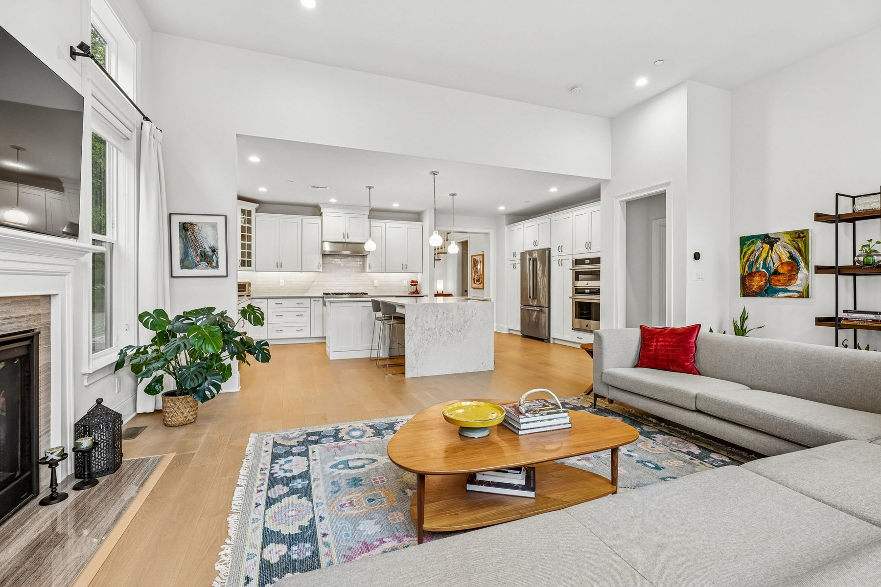  Luxury Privacy and Effortless Living in this ?Warren Villas? End Unit Townhome - 物件實景