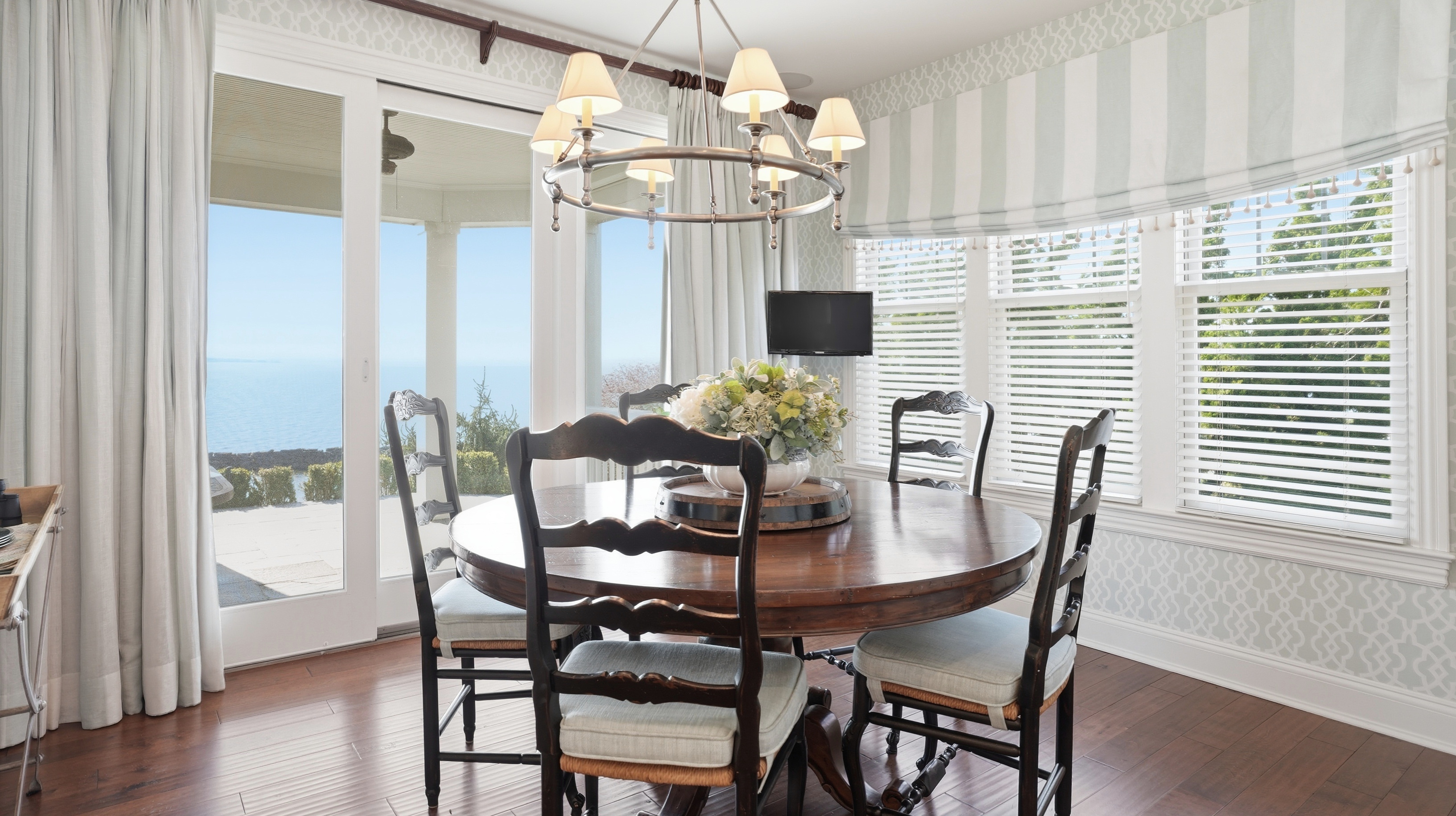  40 Pembroke Drive, Glen Cove, NY, 11542 - 物件實景