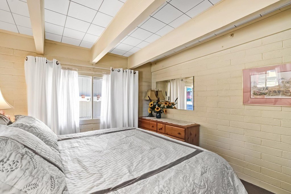 McCall, Idaho, 83638, United States, 4 Bedrooms Bedrooms, ,2 BathroomsBathrooms,Residential,For Sale,1825248