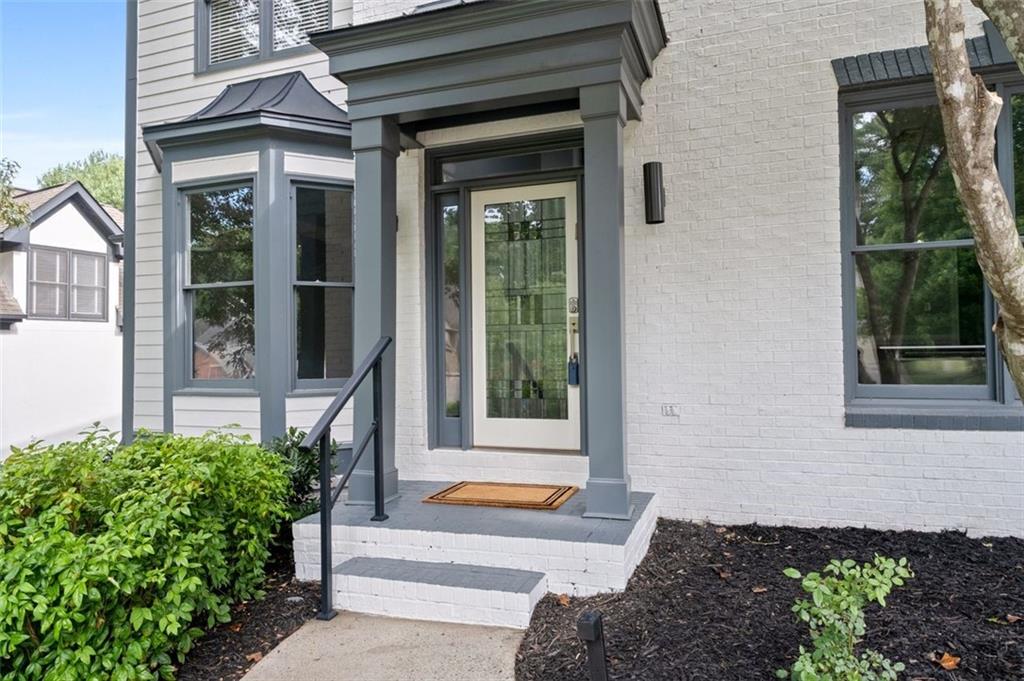 Alpharetta, Georgia, 30022, United States, 4 Bedrooms Bedrooms, ,4 BathroomsBathrooms,Residential,For Sale,1919547