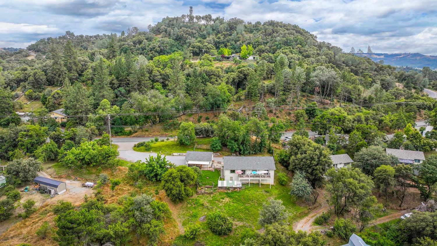 Mokelumne Hill, California, 95245, United States, 3 Bedrooms Bedrooms, ,2 BathroomsBathrooms,Residential,For Sale,2048393