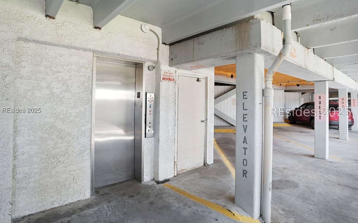 St Helena Island, South Carolina, 29920, United States, 2 Bedrooms Bedrooms, ,3 BathroomsBathrooms,Residential,For Sale,1955009