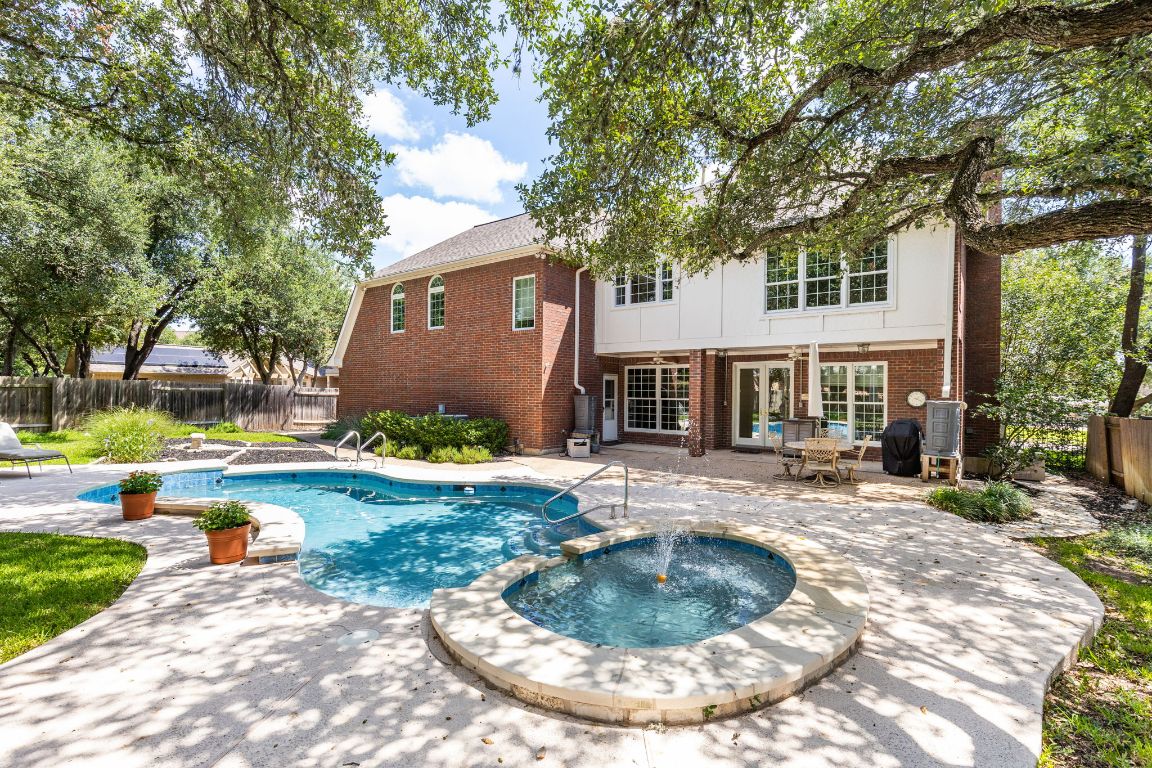 Austin, Texas, 78739, United States, 5 Bedrooms Bedrooms, ,4 BathroomsBathrooms,Residential,For Sale,1947993