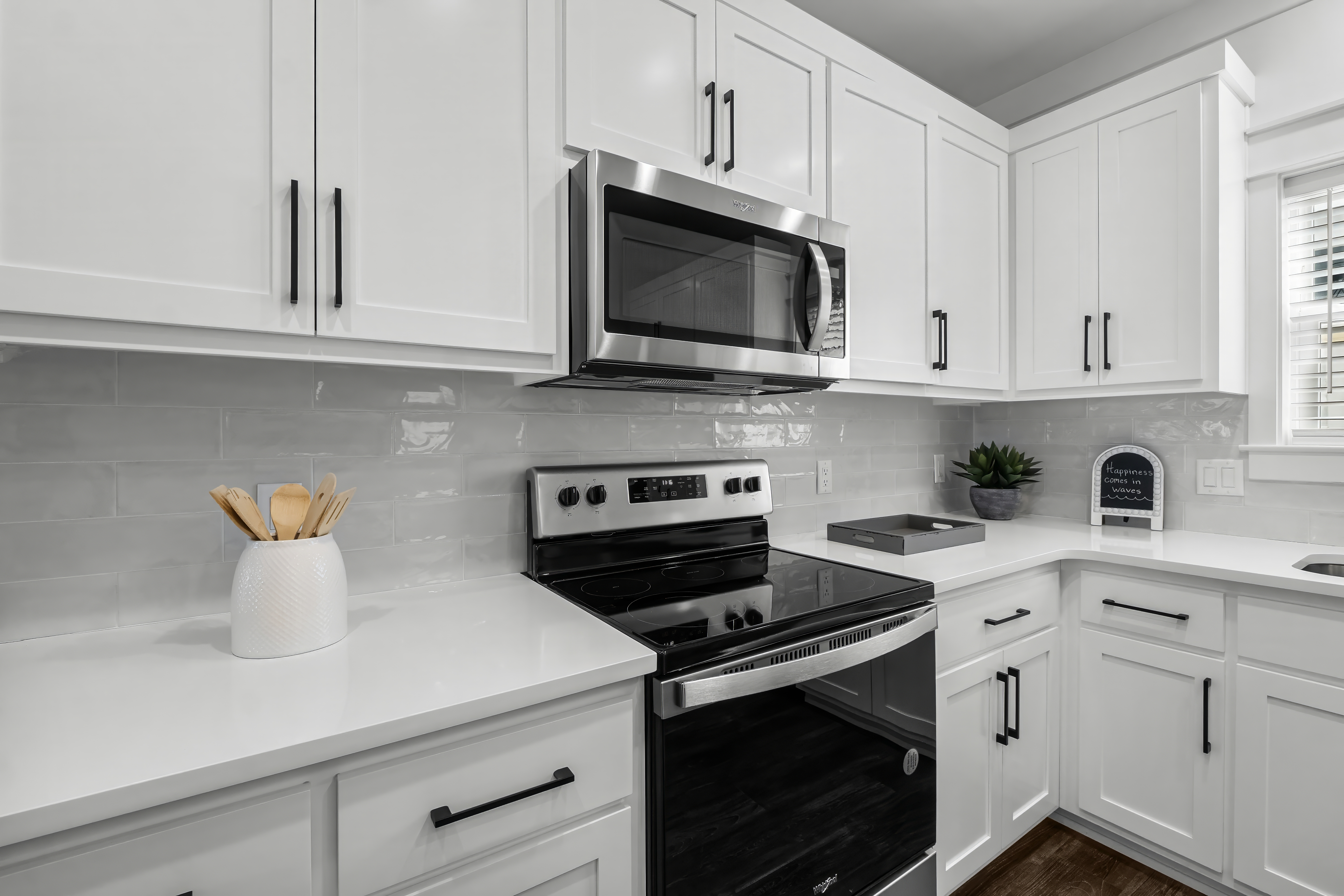  Investment-Friendly Beach House Offered Fully Furnished in Panama City Beach - 物件實景