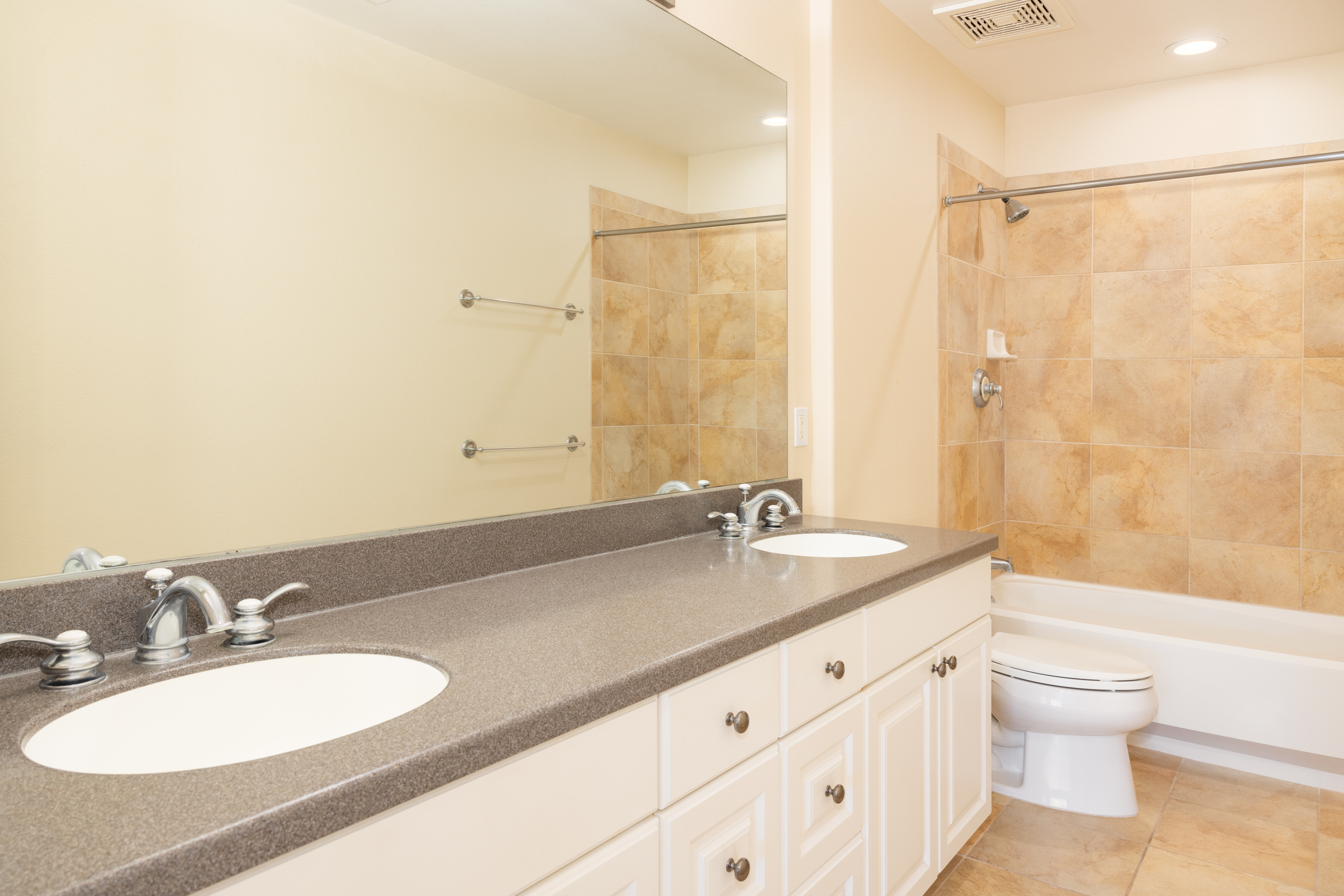 Kapolei, Hawaii, 96707, United States, 3 Bedrooms Bedrooms, ,2 BathroomsBathrooms,Residential,For Sale,2048941