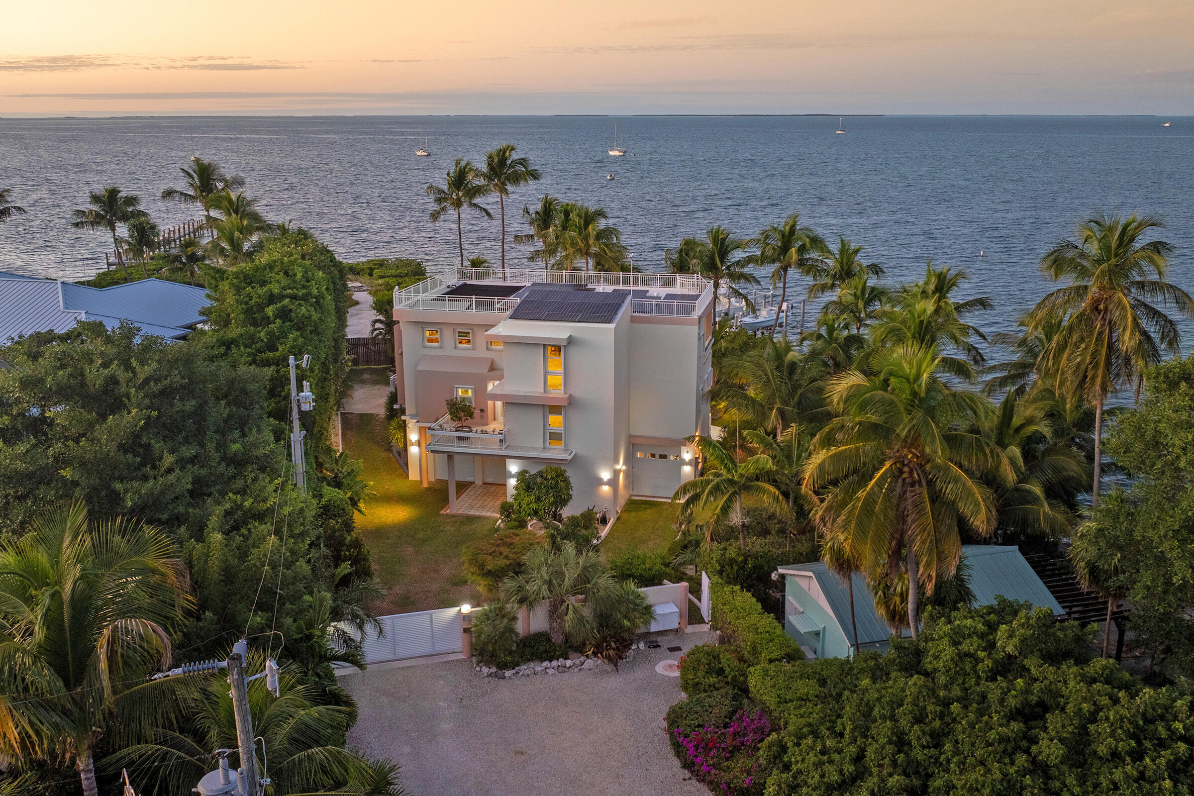 Islamorada, Florida, 33036, United States, 3 Bedrooms Bedrooms, ,3 BathroomsBathrooms,Residential,For Sale,1857577