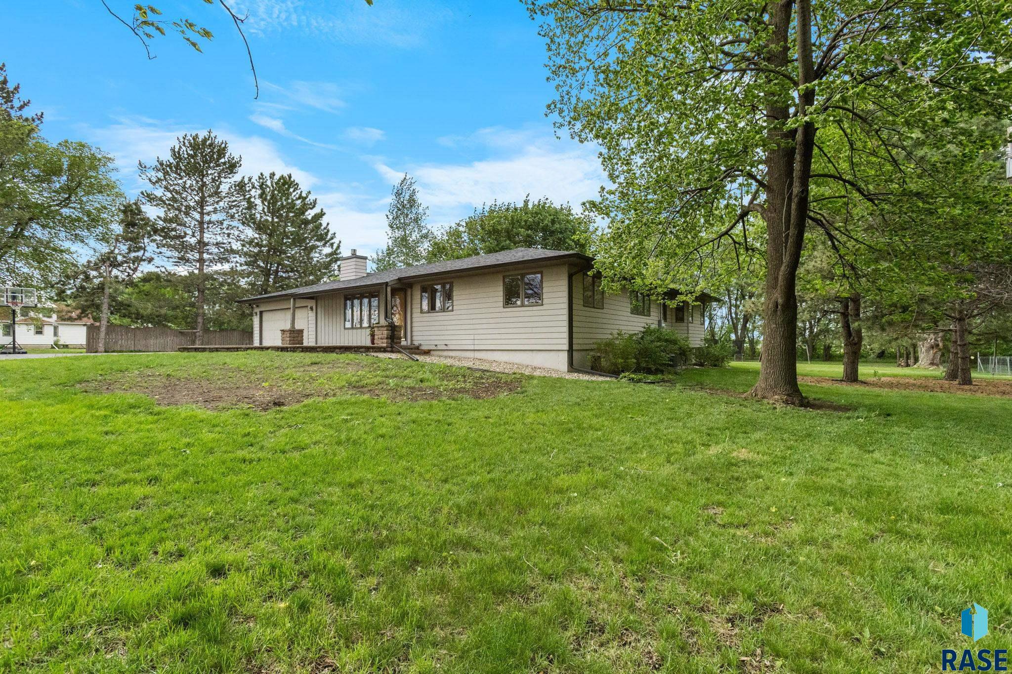 Harrisburg, South Dakota, 57032, United States, 5 Bedrooms Bedrooms, ,1 BathroomBathrooms,Residential,For Sale,1917762