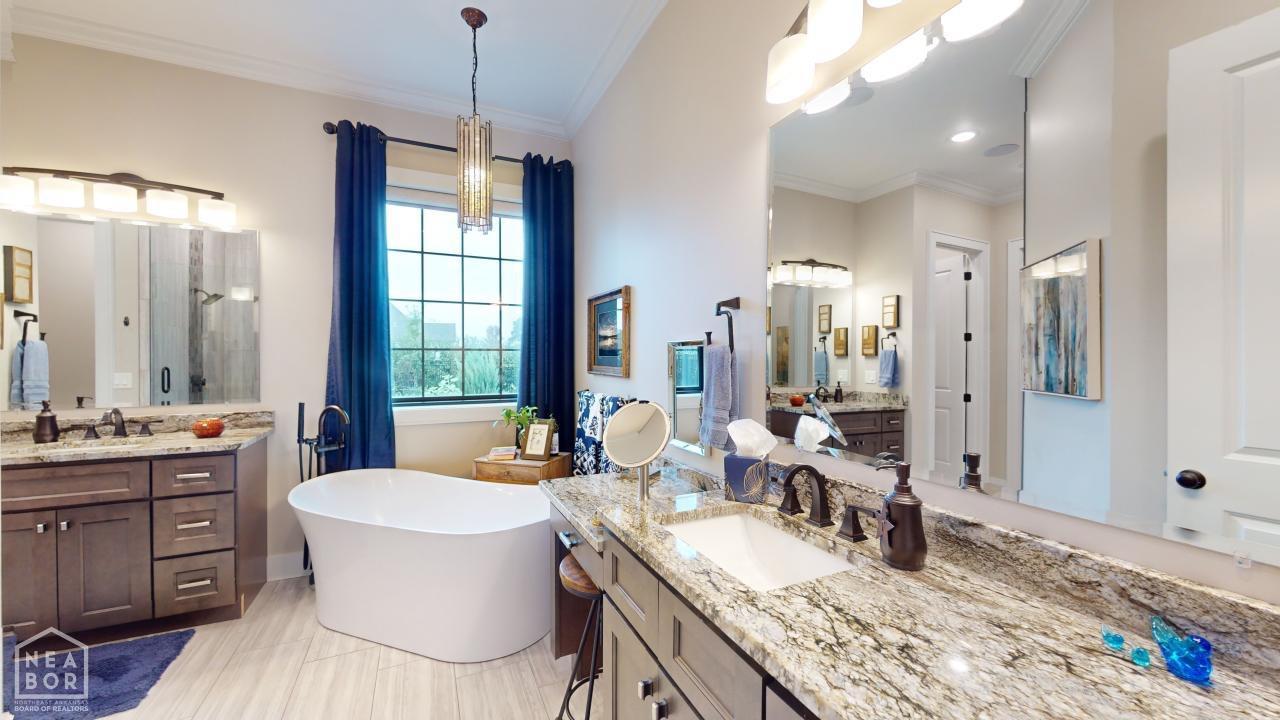 Jonesboro, Arkansas, 72405, United States, 5 Bedrooms Bedrooms, ,5 BathroomsBathrooms,Residential,For Sale,1983308