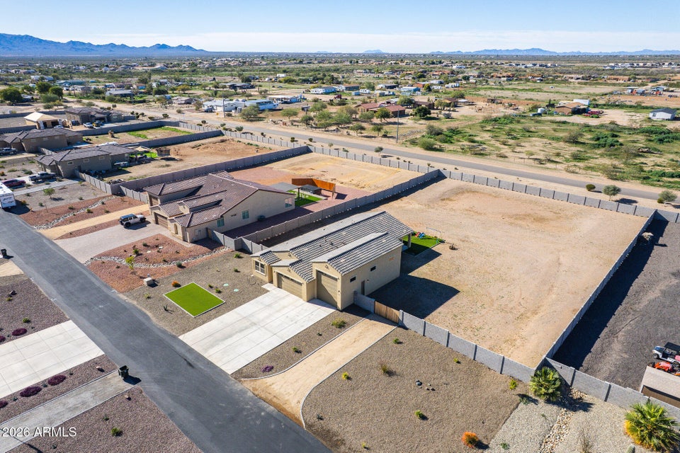 Wittmann, Arizona, 85361, United States, 3 Bedrooms Bedrooms, ,Residential,For Sale,2010818