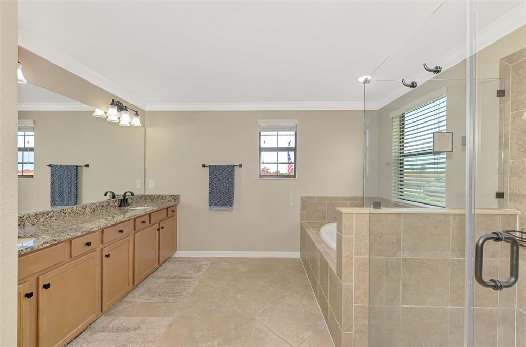 Venice, Florida, 34293, United States, 5 Bedrooms Bedrooms, ,3 BathroomsBathrooms,Residential,For Sale,1705065