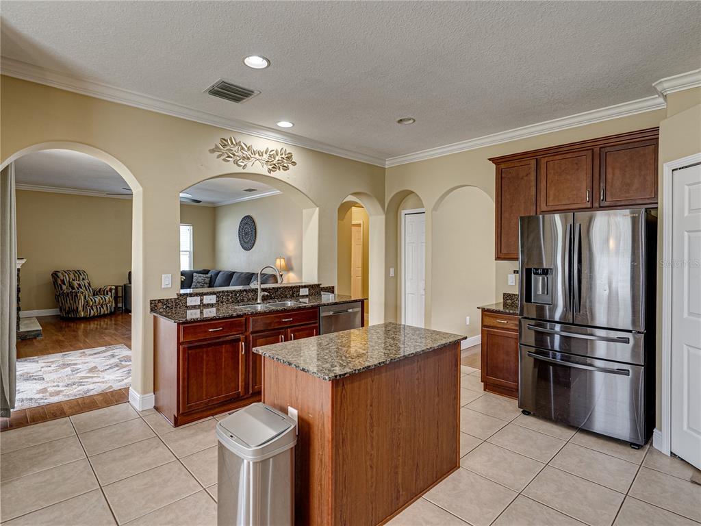 Riverview, Florida, 33579, United States, 6 Bedrooms Bedrooms, ,3 BathroomsBathrooms,Residential,For Sale,1762095