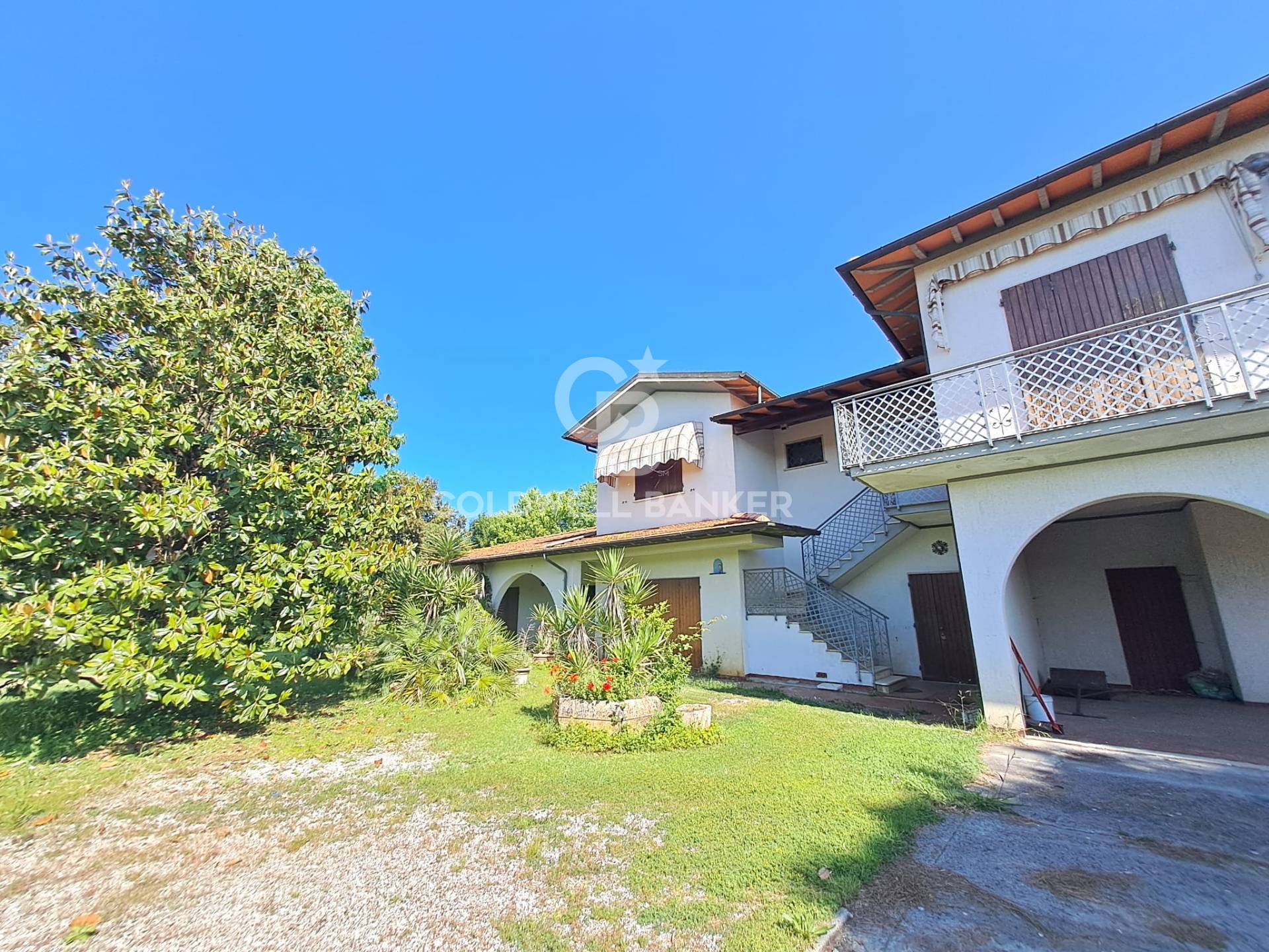 Pietrasanta, Lucca, 55045, IT, 4 Bedrooms Bedrooms, ,4 BathroomsBathrooms,Residential,For Sale,1826439