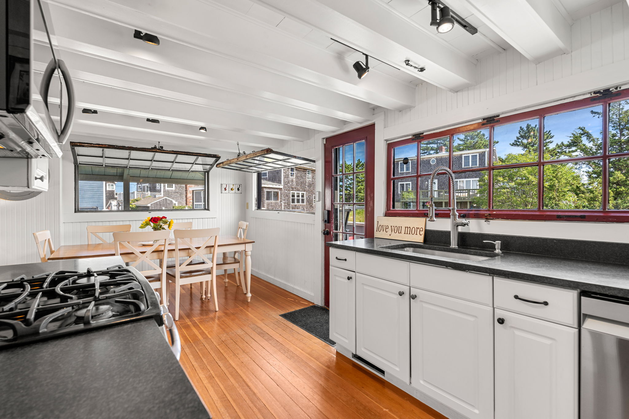  17 82nd St, Newburyport, MA, 01950 - 物件實景