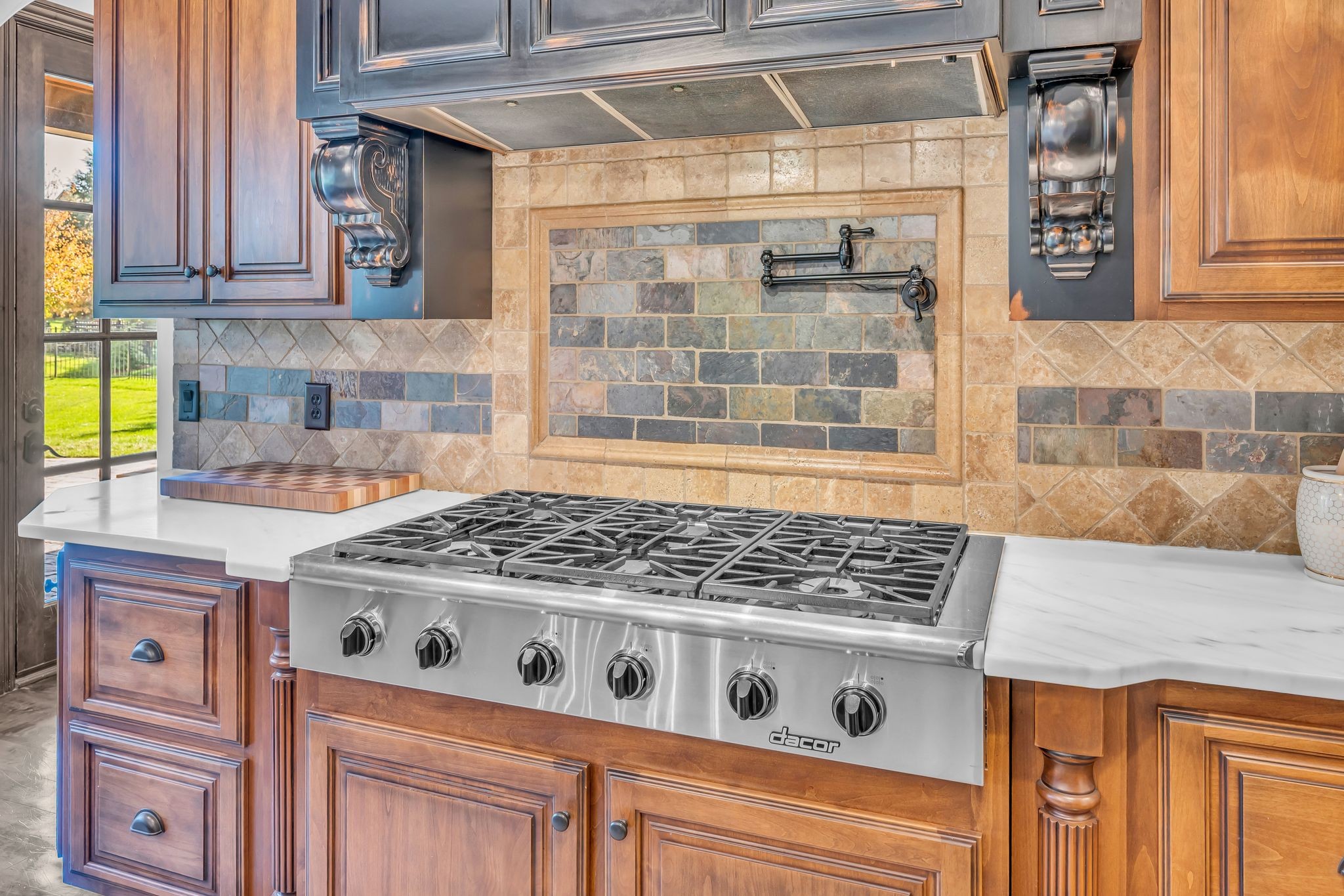 Brentwood, Tennessee, 37027, United States, 5 Bedrooms Bedrooms, ,7 BathroomsBathrooms,Residential,For Sale,2002068