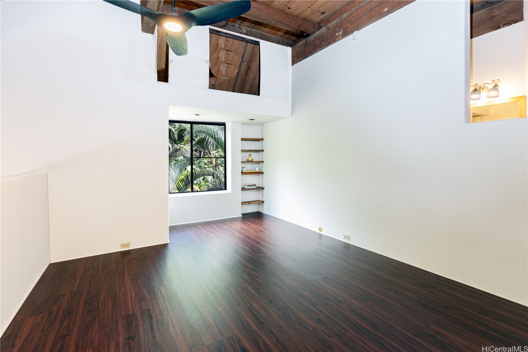 Kaneohe, Hawaii, 96744, United States, 2 Bedrooms Bedrooms, ,3 BathroomsBathrooms,Residential,For Sale,1988313