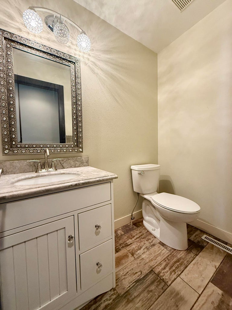 Brookings, South Dakota, 57006, United States, 6 Bedrooms Bedrooms, ,4 BathroomsBathrooms,Residential,For Sale,1909247