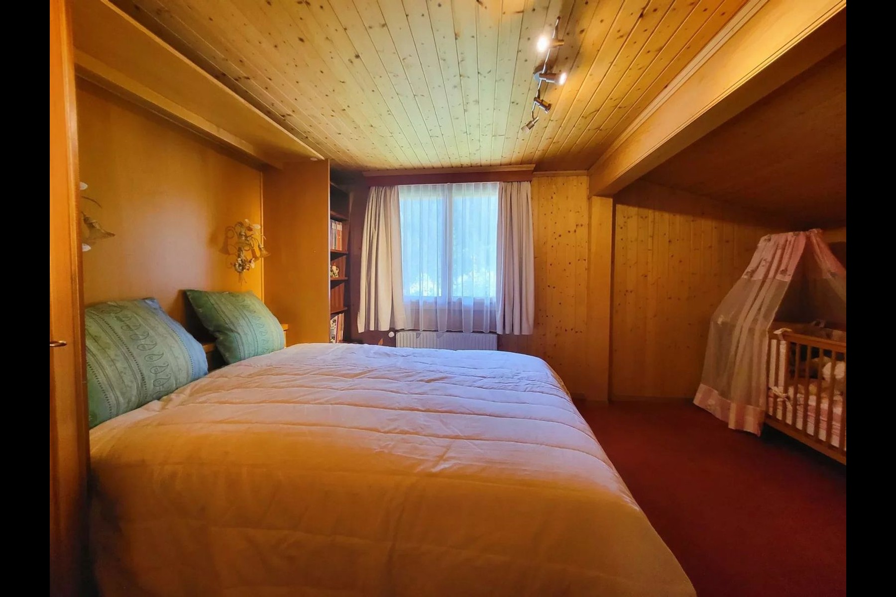  Spacious, perfectly maintained 6.5-room chalet with garden - 物件實景