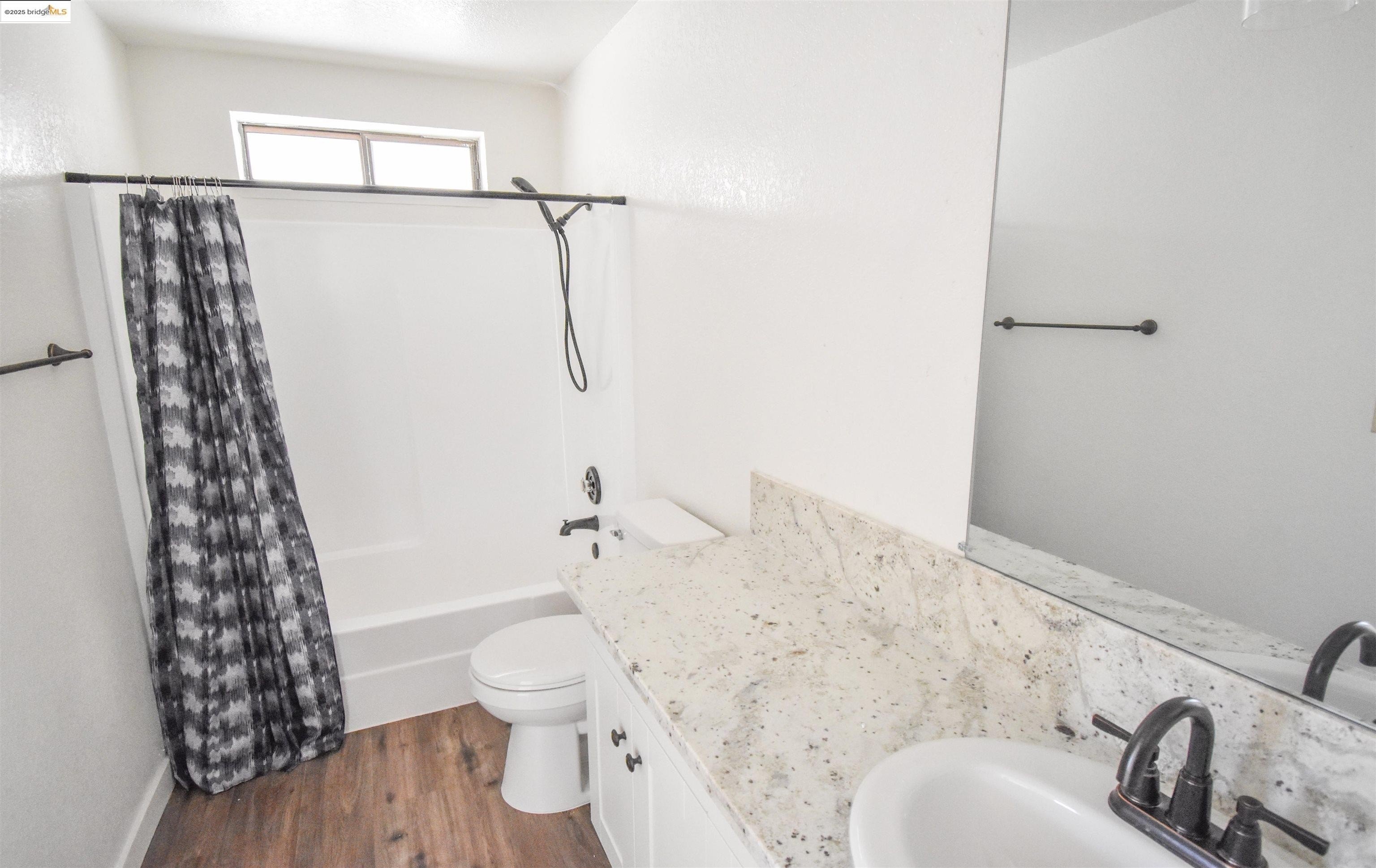 Jamestown, California, 95327, United States, 3 Bedrooms Bedrooms, ,2 BathroomsBathrooms,Residential,For Sale,1970906