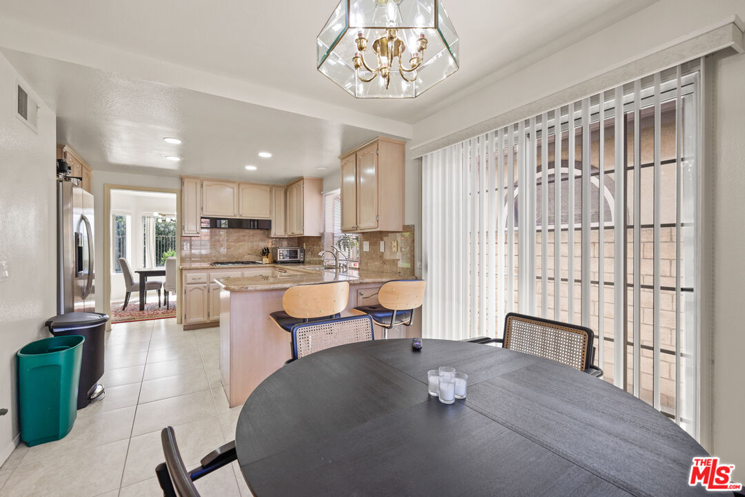 Porter Ranch, California, 91326, United States, 4 Bedrooms Bedrooms, ,3 BathroomsBathrooms,Residential,For Sale,1906036